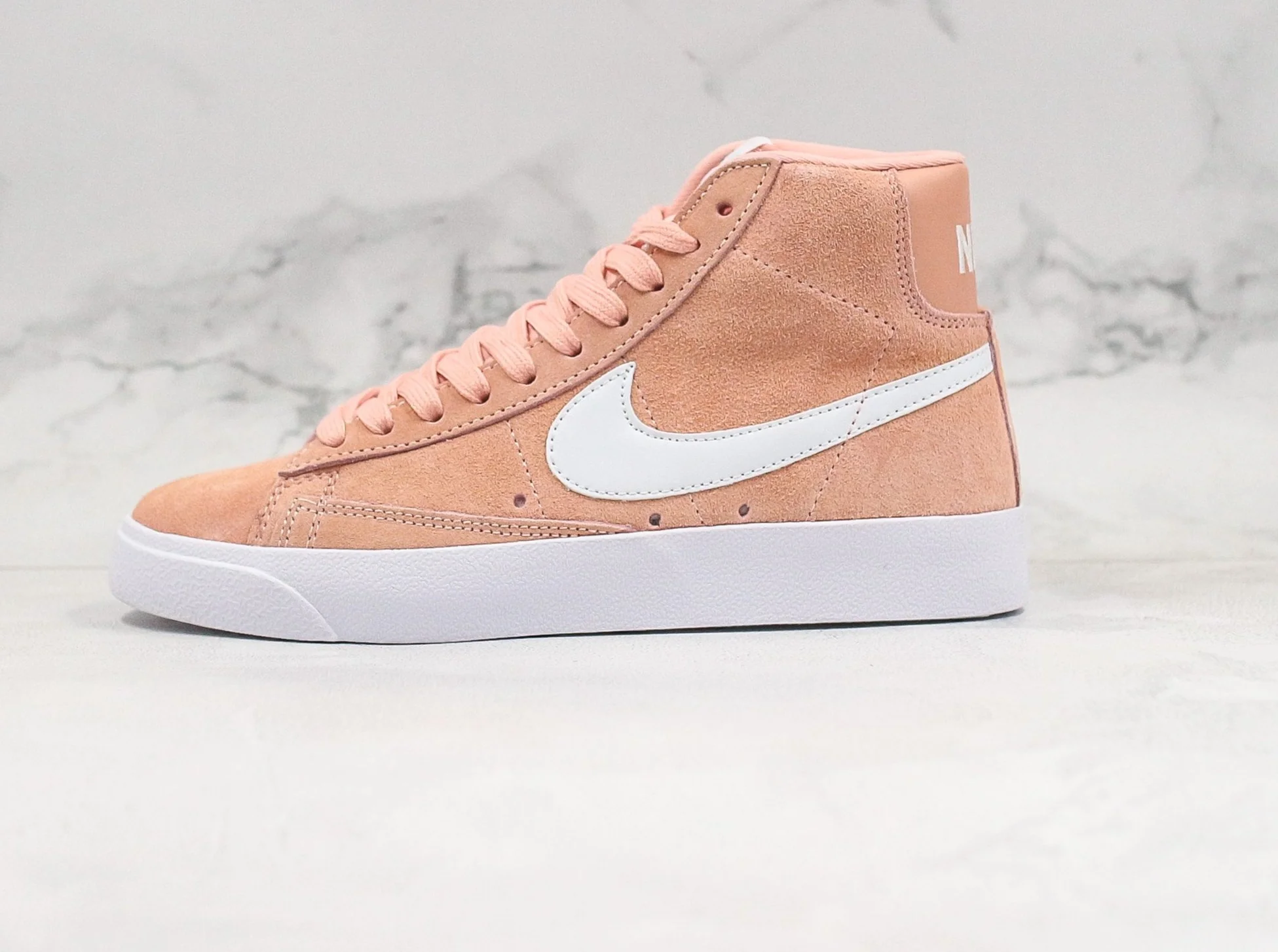 Nike Sneaker Réplica  BLAZER MID