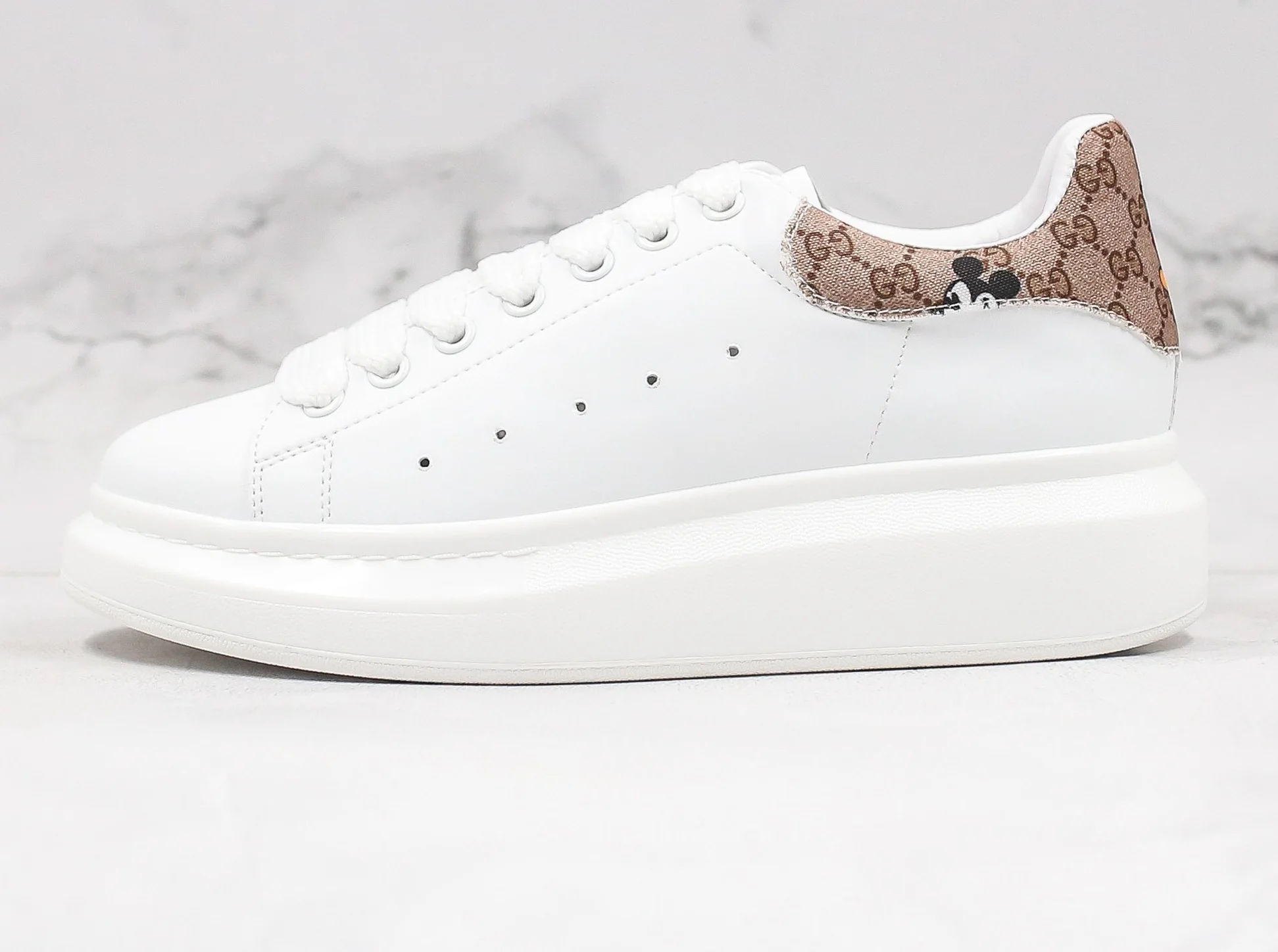 Réplica MCQUEEN OVERSIZED SNEAKER