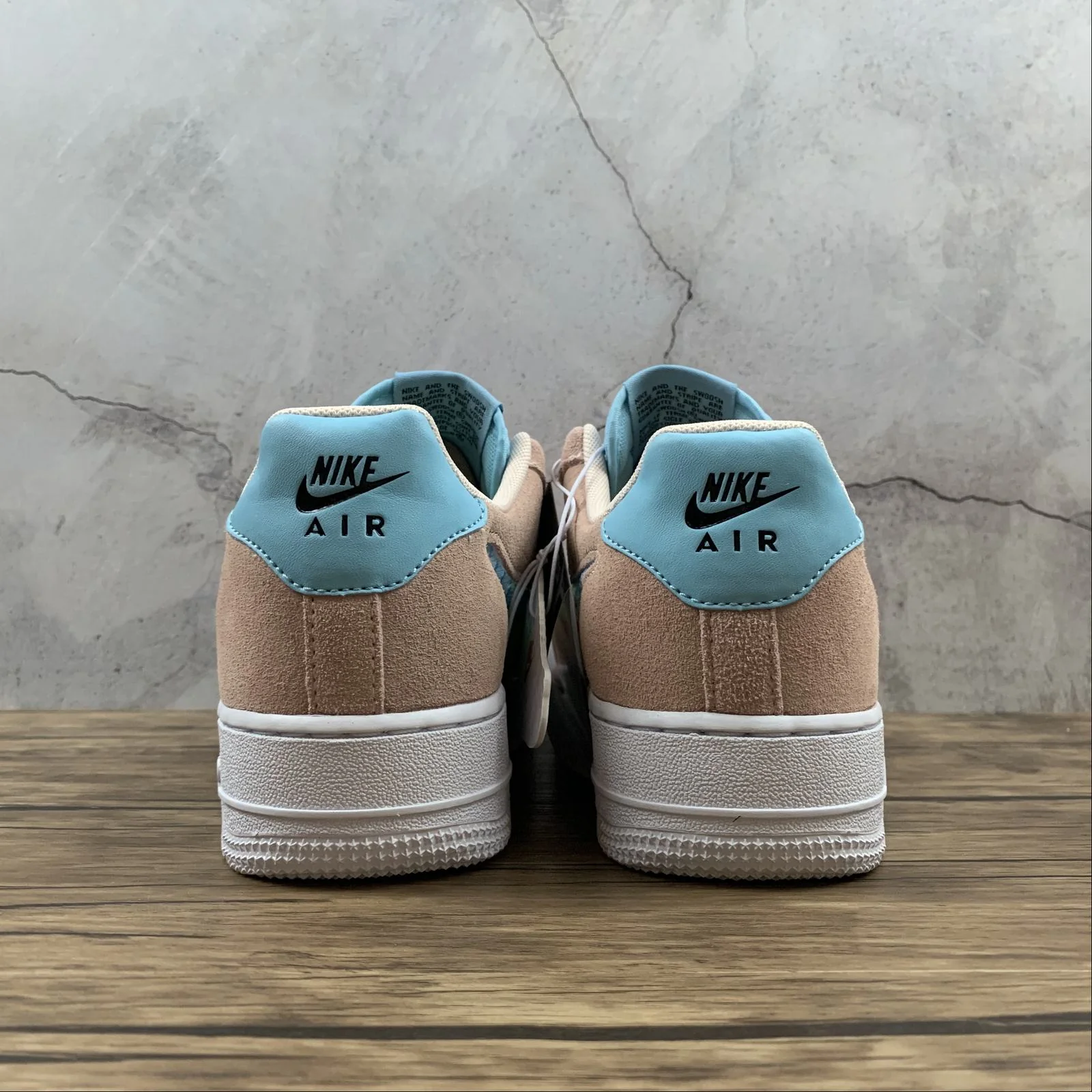 Réplica AIR FORCE 1 PALE PINK GRID Nike Sneaker