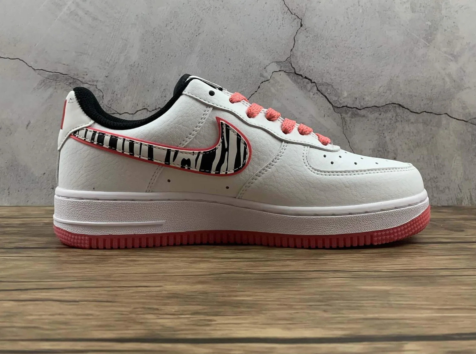 Réplica AIR FORCE 1 PINK PANDA Nike Sneaker
