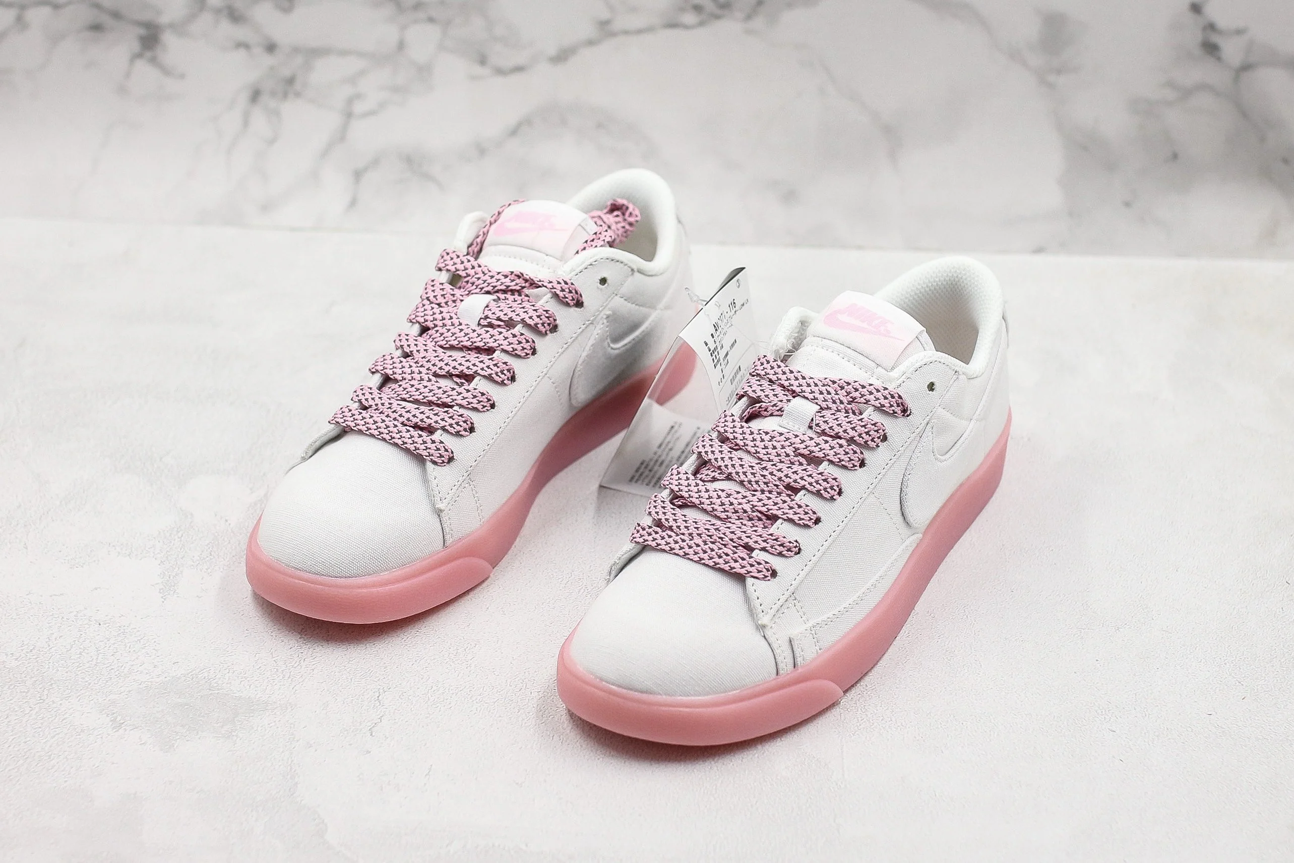 Nike Sneaker Réplica  BLAZER LOW