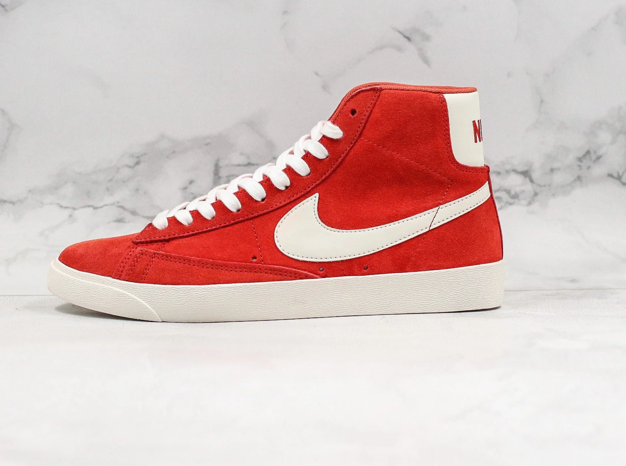 Nike Sneaker Réplica  BLAZER MID