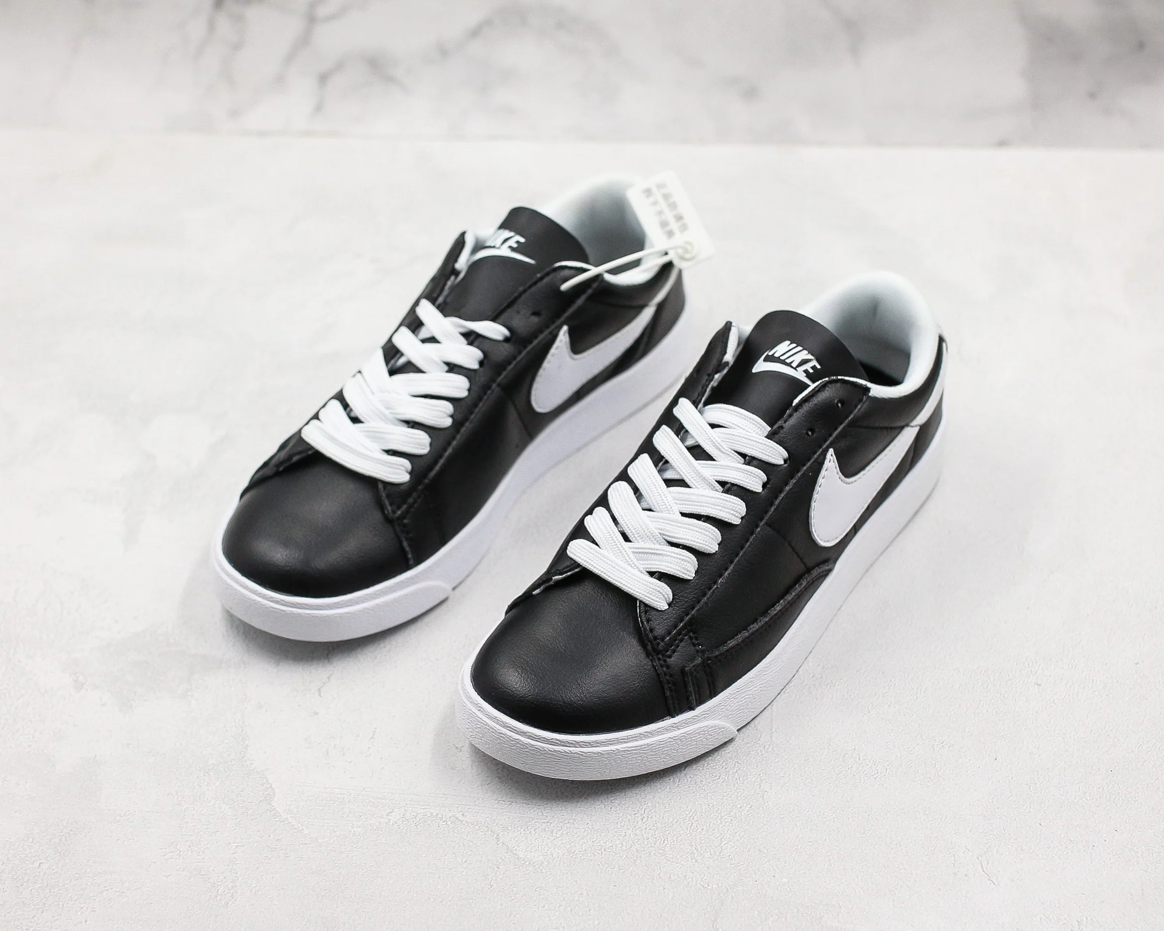 Nike Sneaker Réplica  BLAZER LOW