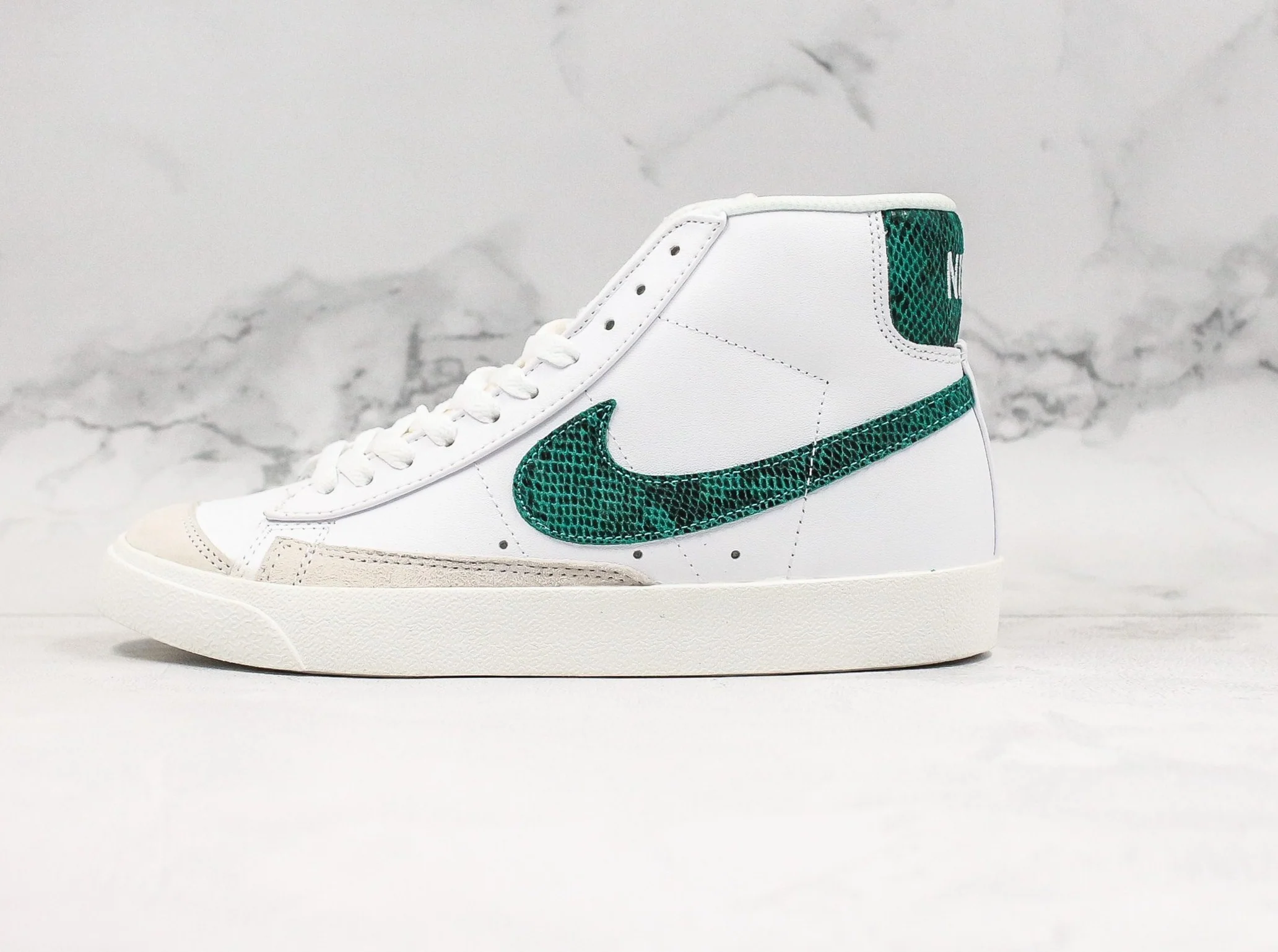 Nike Sneaker Réplica  BLAZER MID cocodrilo