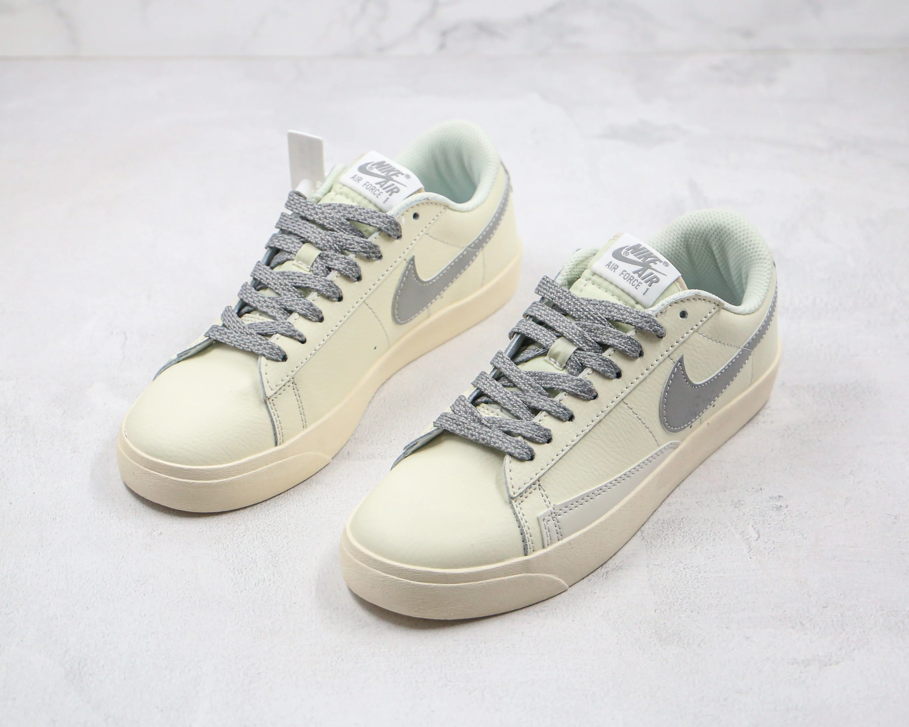 Nike Sneaker Réplica  BLAZER LOW