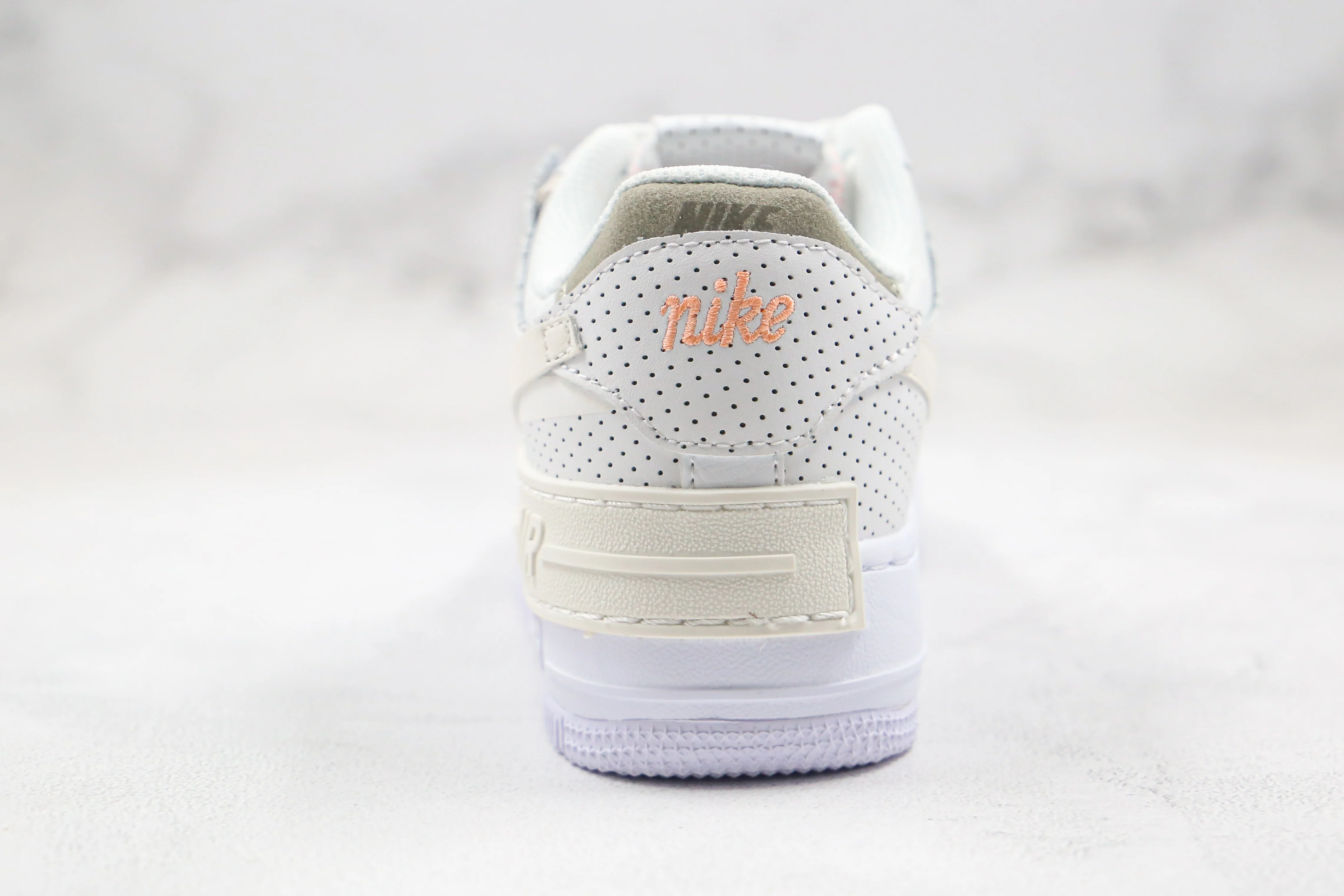 Réplica AIR FORCE 1 SAGE LOW Nike Sneaker