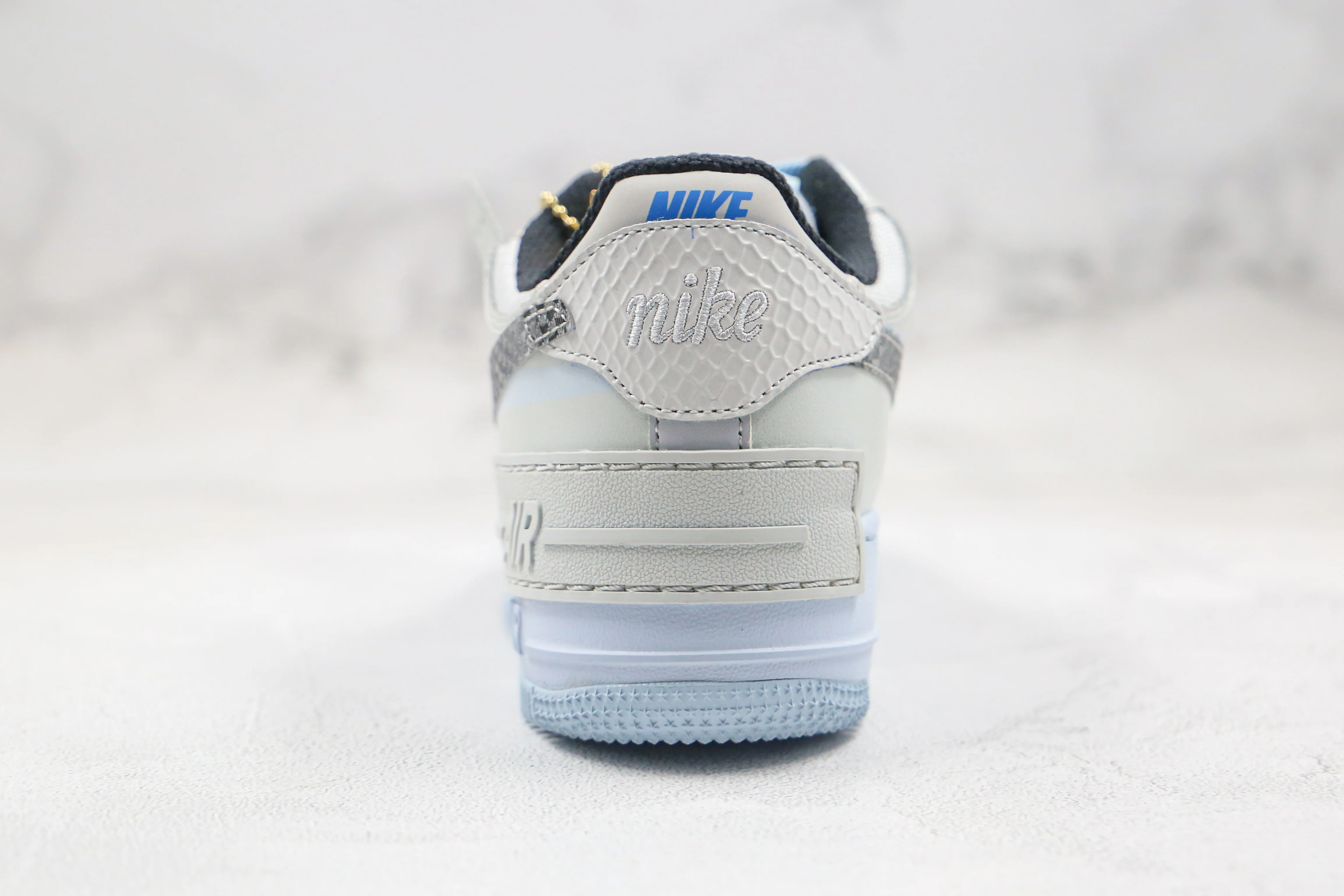 Réplica AIR FORCE 1 SAGE LOW Nike Sneaker
