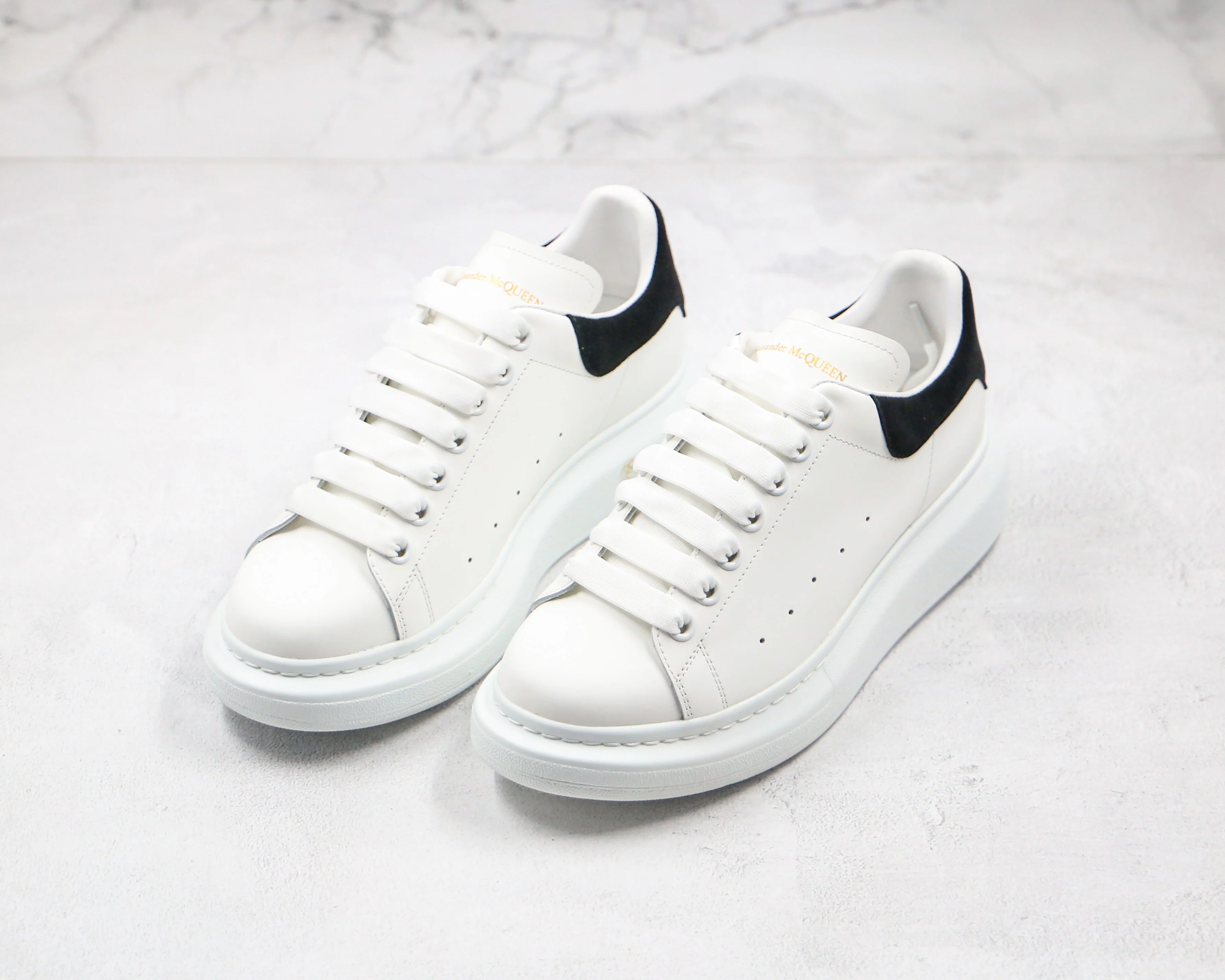 Réplica MCQUEEN OVERSIZED SNEAKER