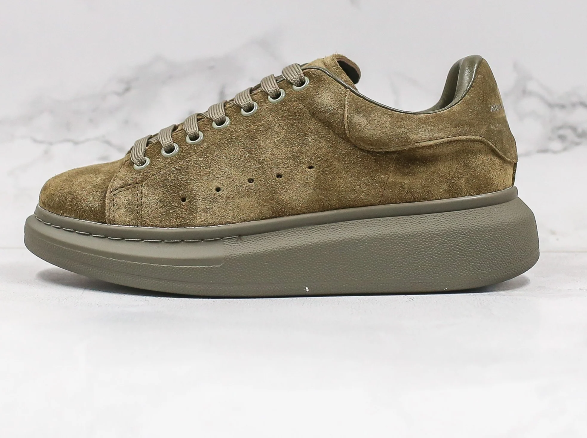 Réplica MCQUEEN OVERSIZED SNEAKER