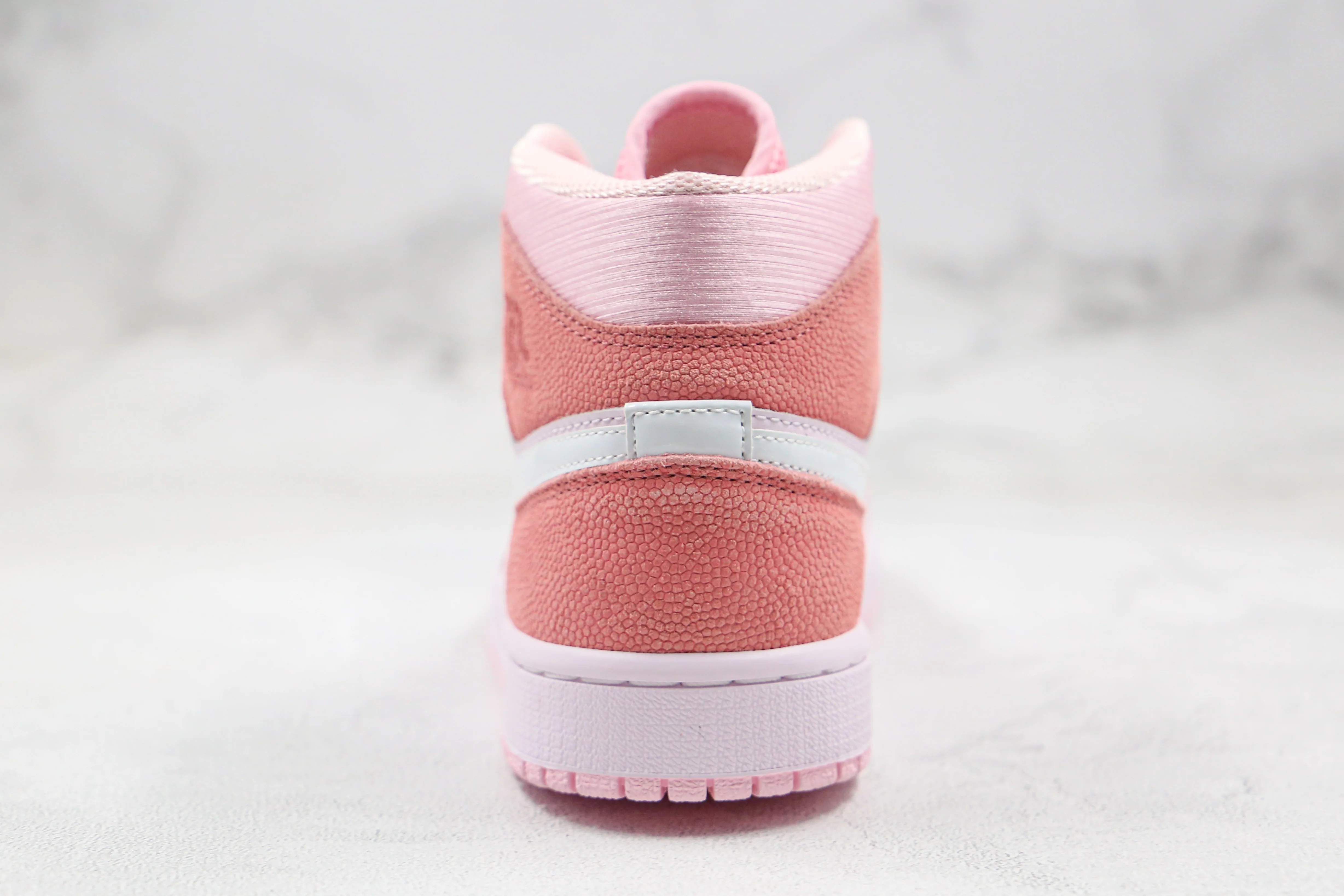 Réplica AIR JORDAN 1 Mid Sneaker
