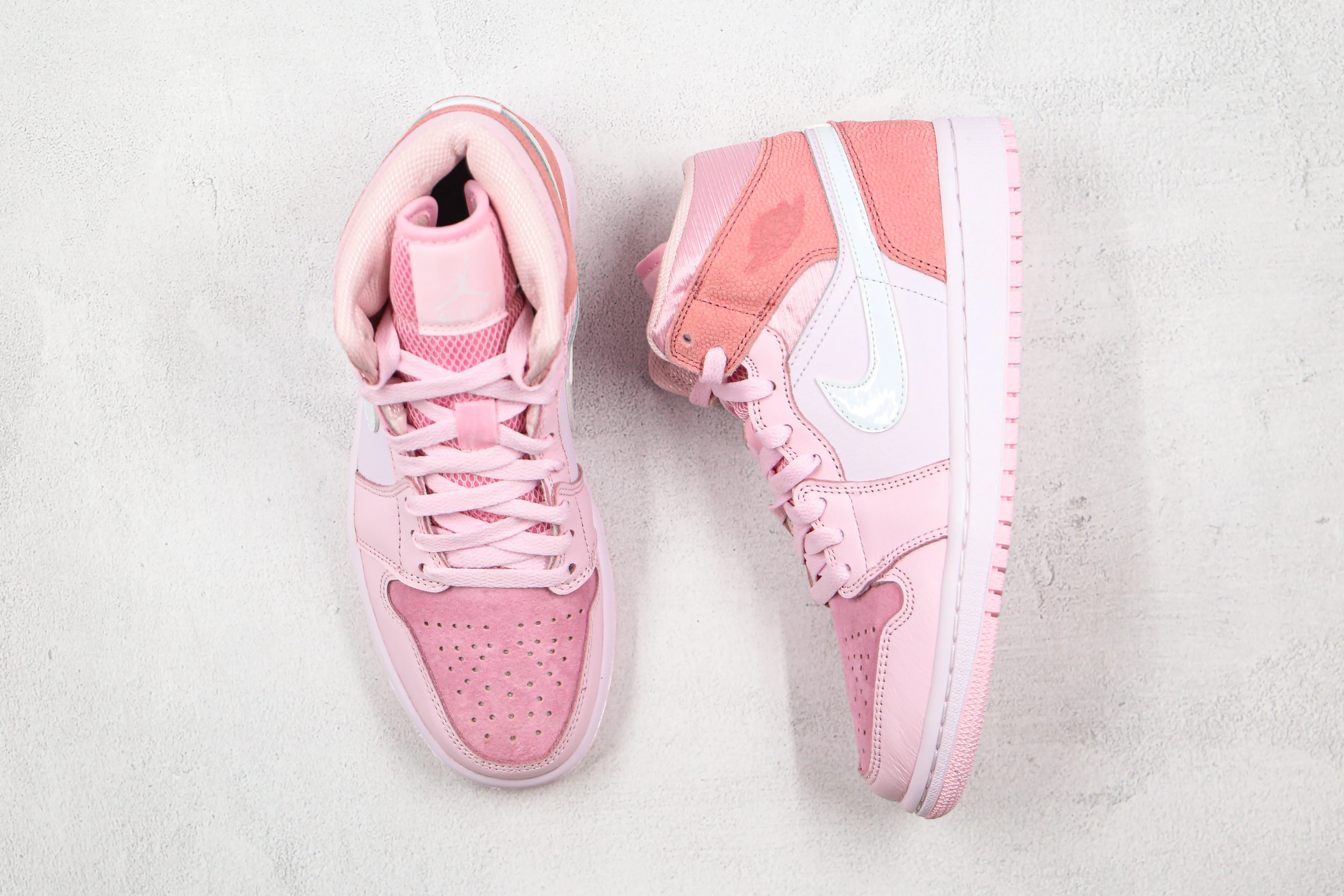 Réplica AIR JORDAN 1 Mid Sneaker