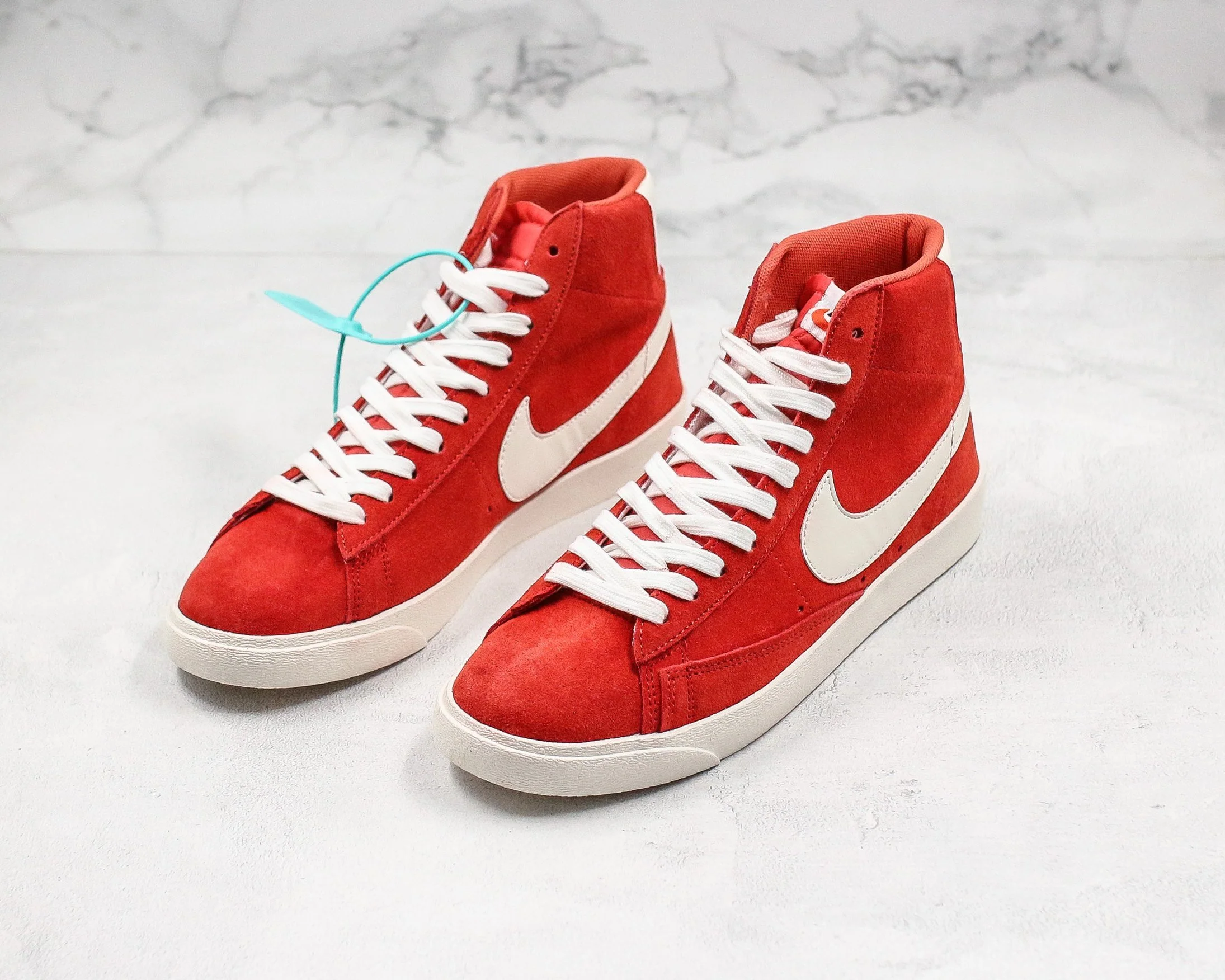 Nike Sneaker Réplica  BLAZER MID