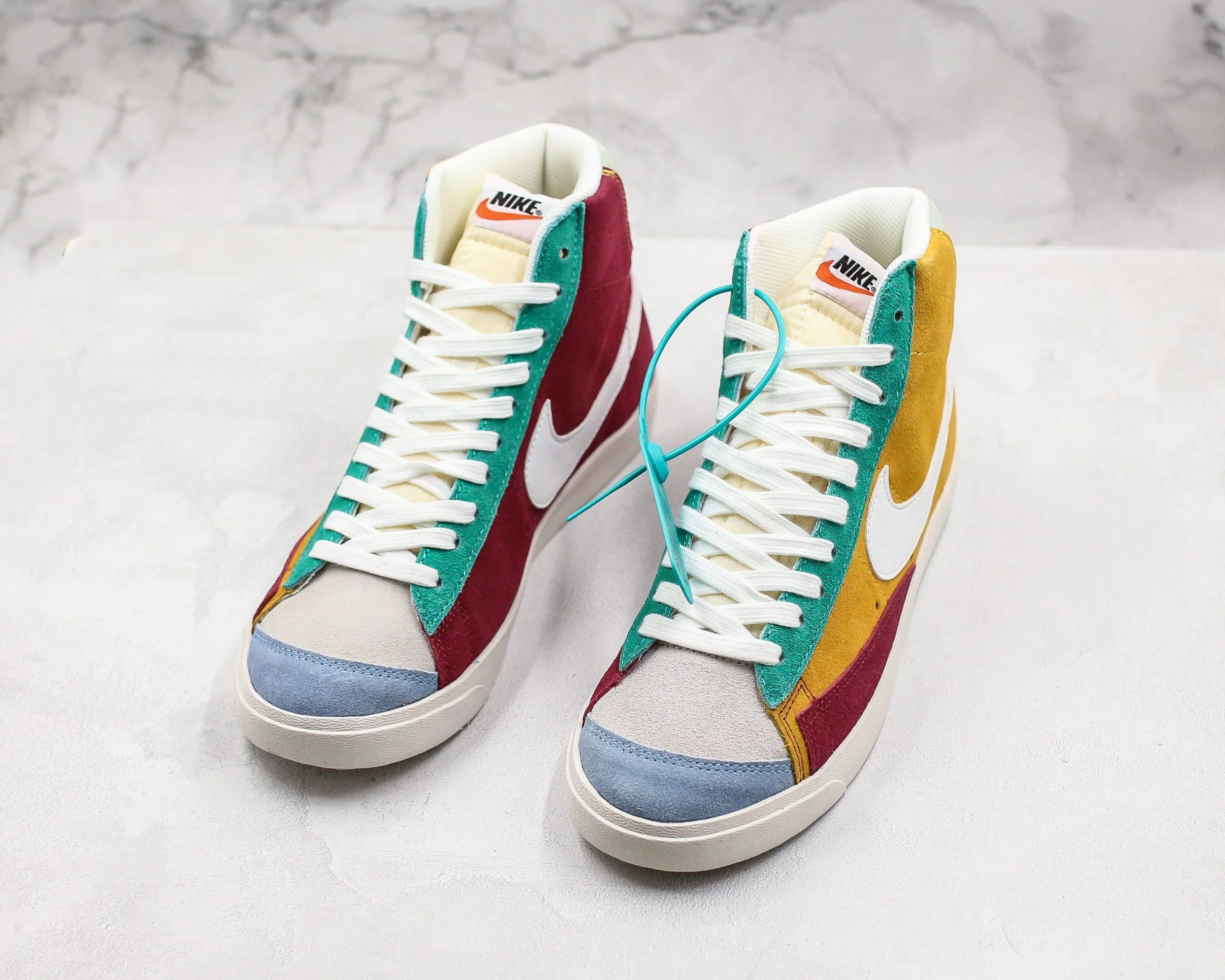 Nike Sneaker Réplica  BLAZER MID vintage multicolor