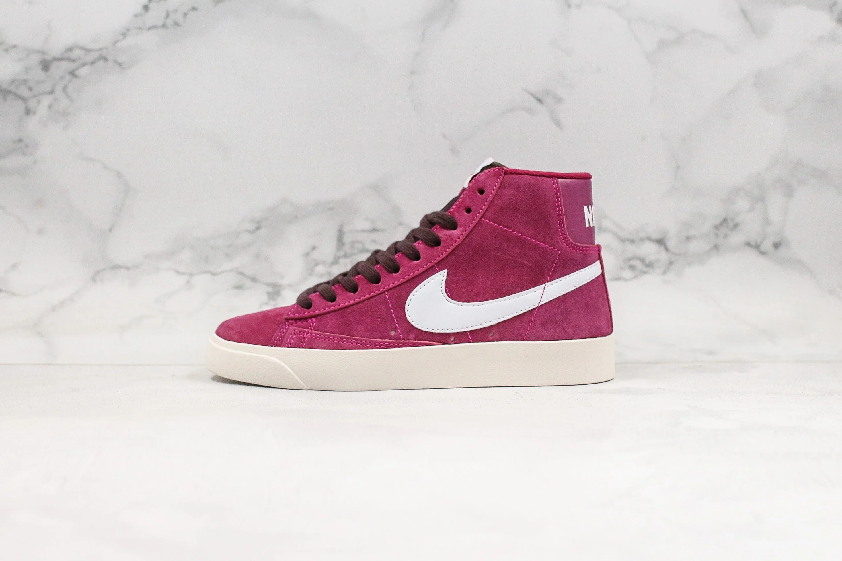 Nike Sneaker Réplica  BLAZER MID