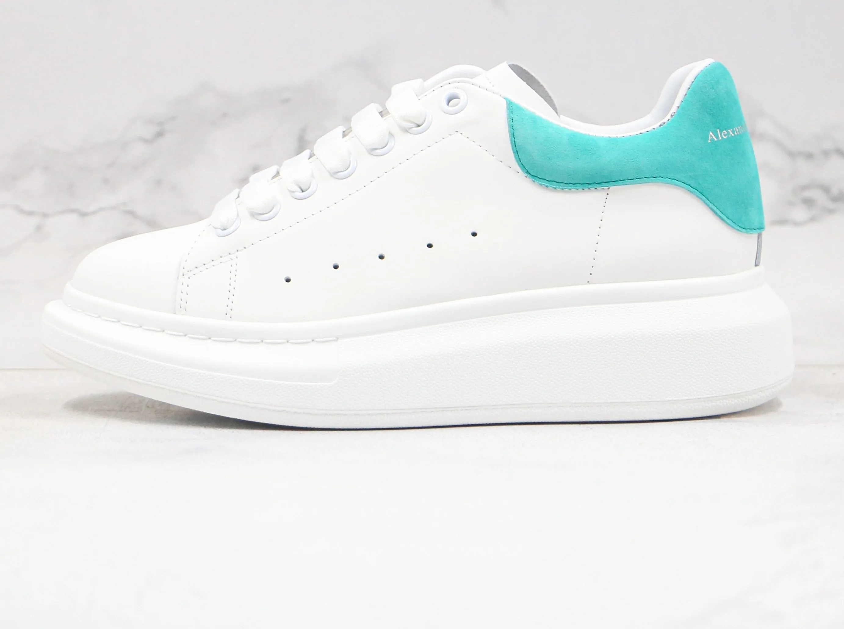 Réplica MCQUEEN OVERSIZED SNEAKER