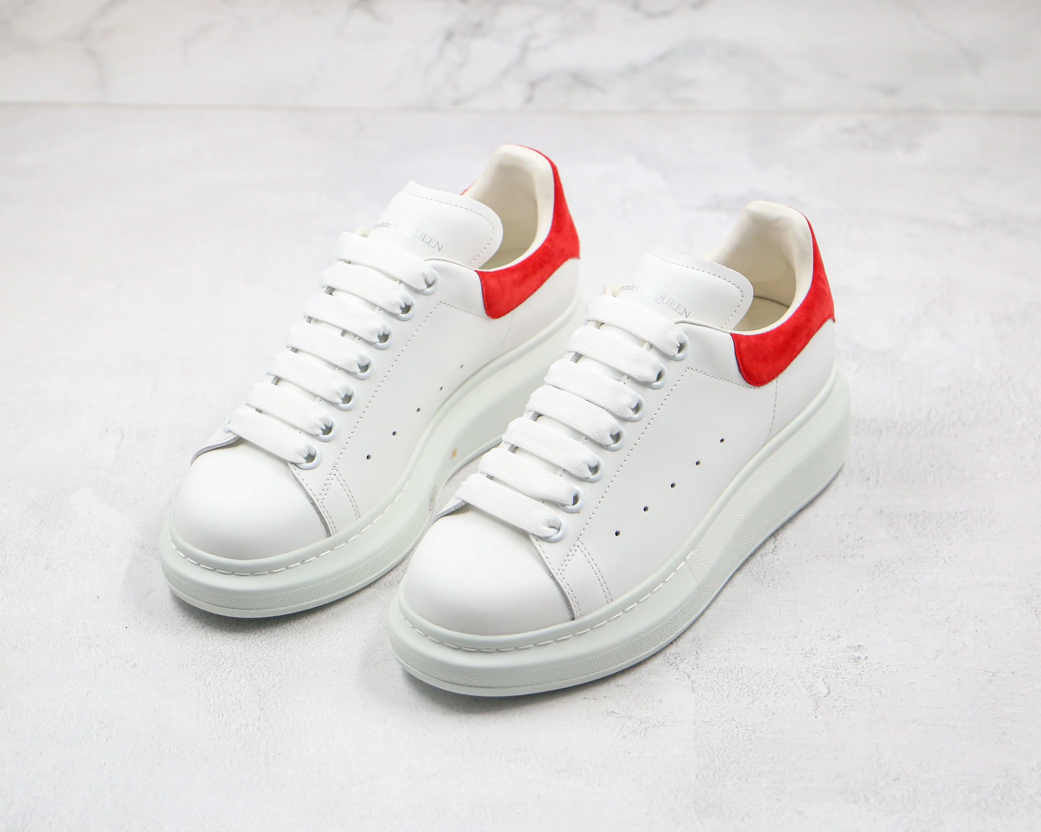 Réplica MCQUEEN OVERSIZED SNEAKER