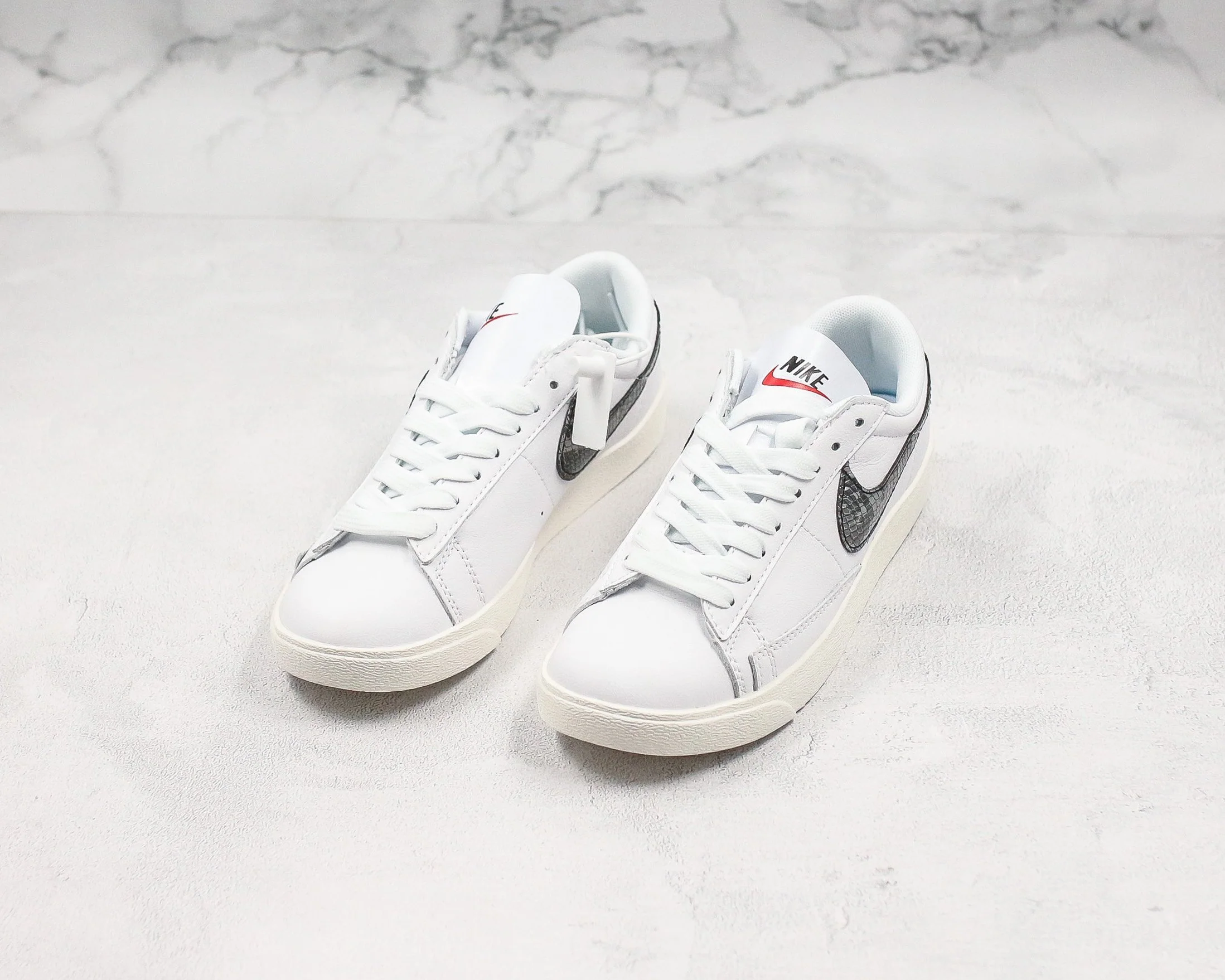 Nike Sneaker Réplica  BLAZER LOW