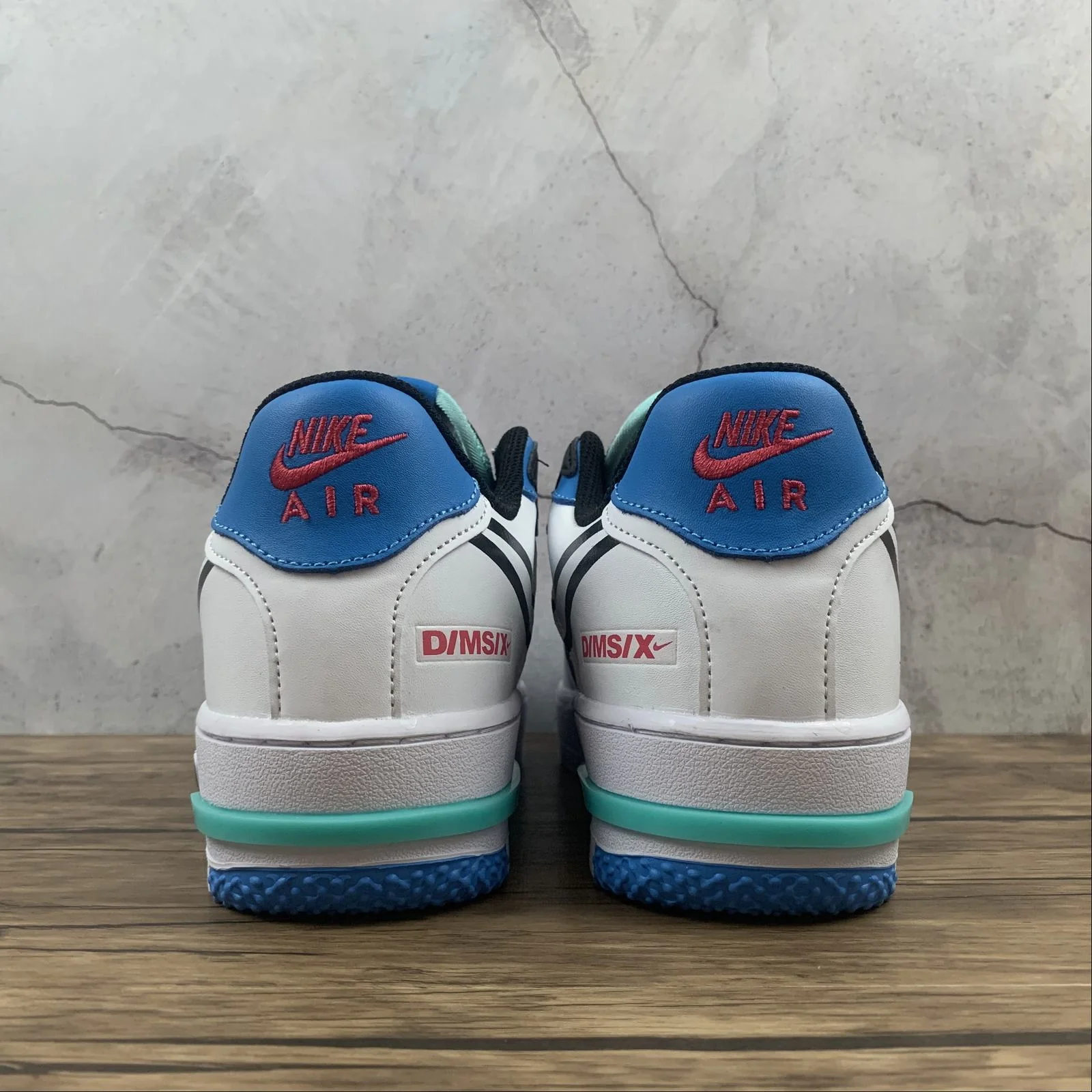 Réplica AIR FORCE 1 BLUE OUTLINE Nike Sneaker