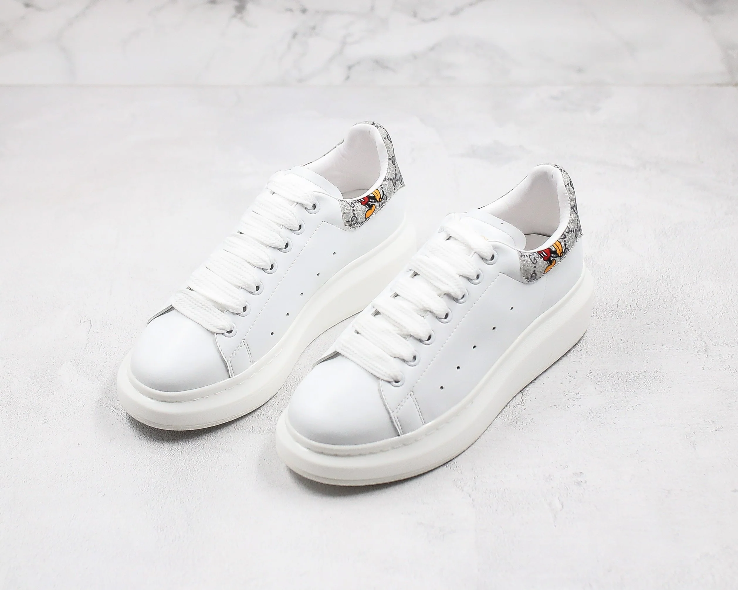 Réplica MCQUEEN OVERSIZED SNEAKER