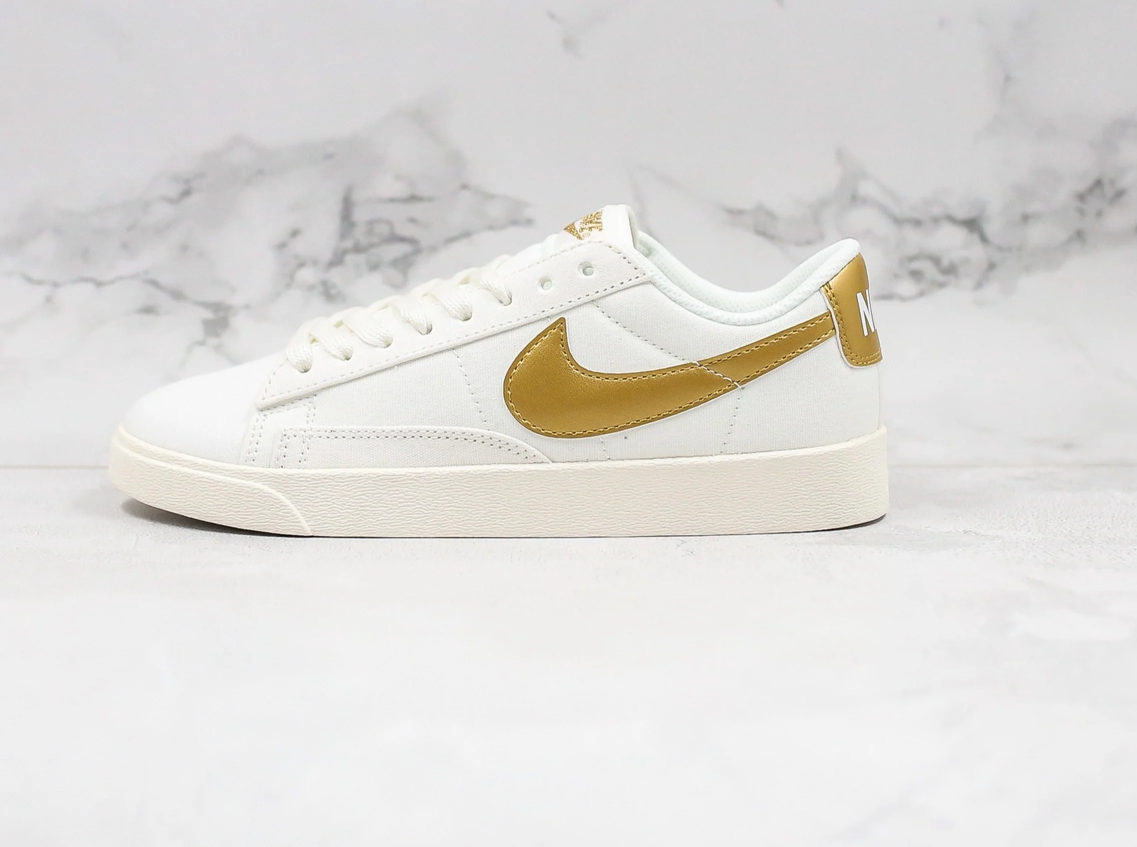 Nike Sneaker Réplica  BLAZER LOW