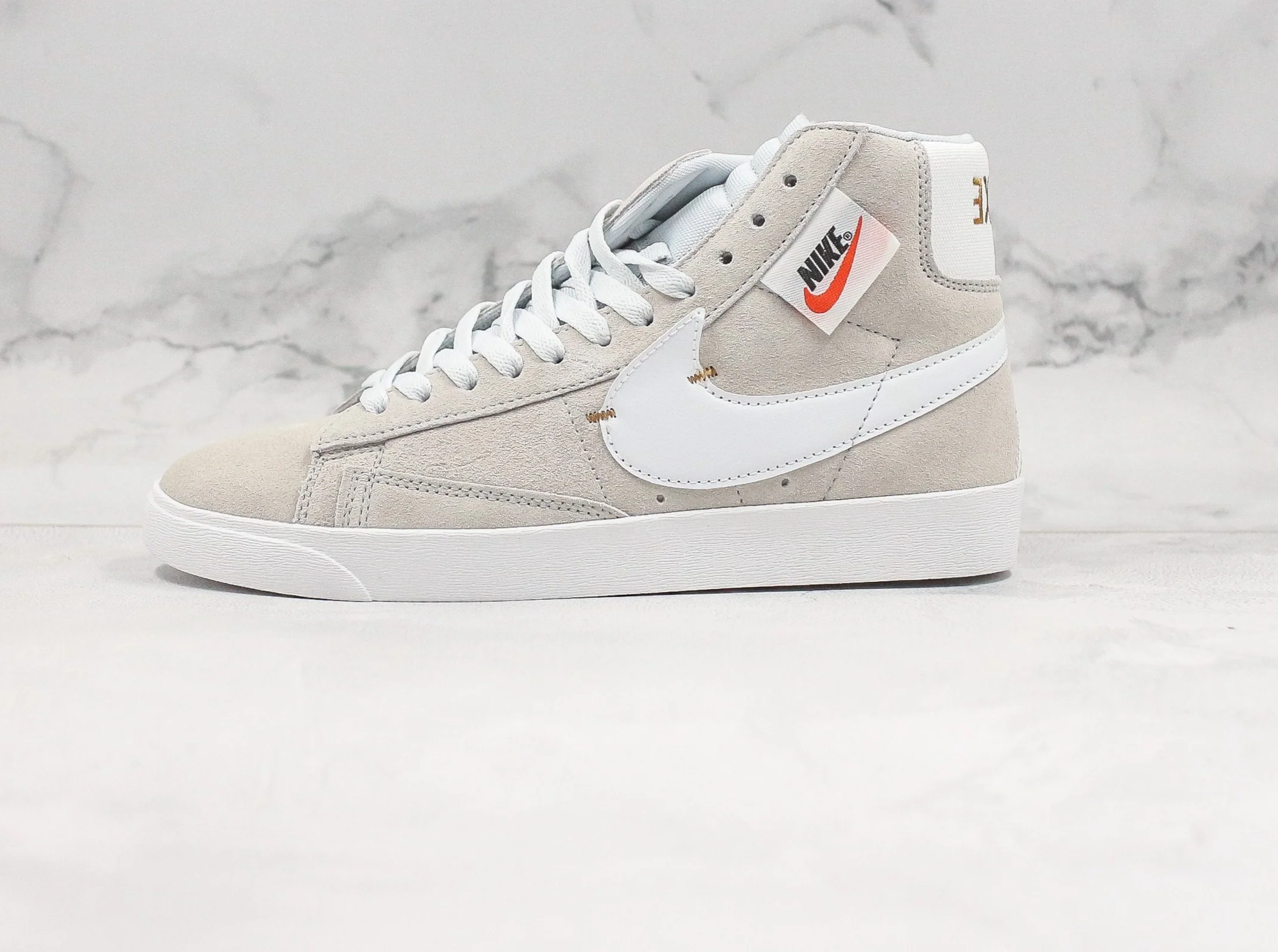 Nike Sneaker Réplica  BLAZER MID