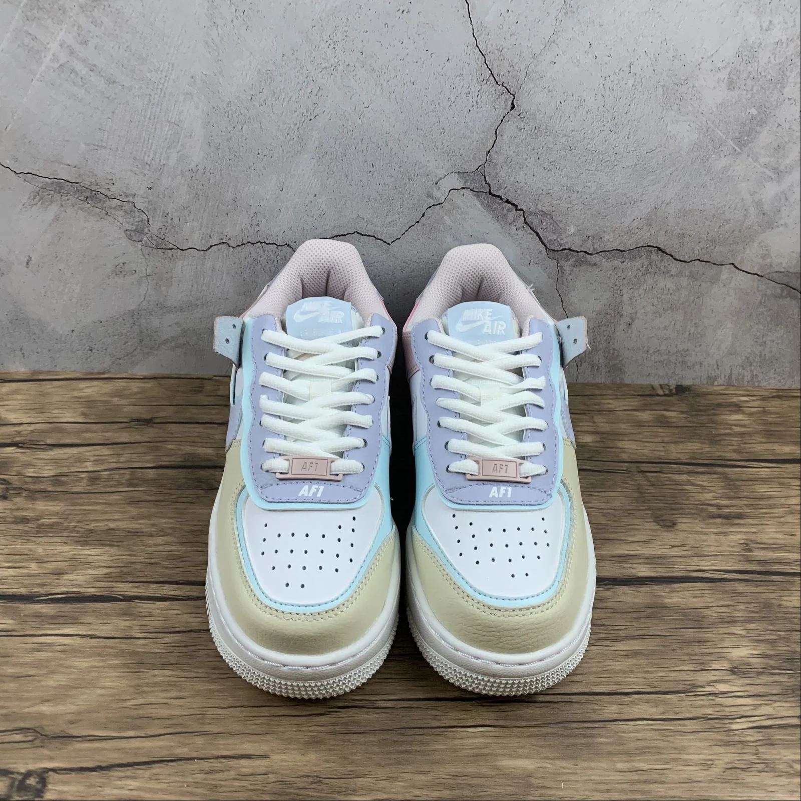 Réplica AIR FORCE 1 PALE IVORY 3 Nike Sneaker