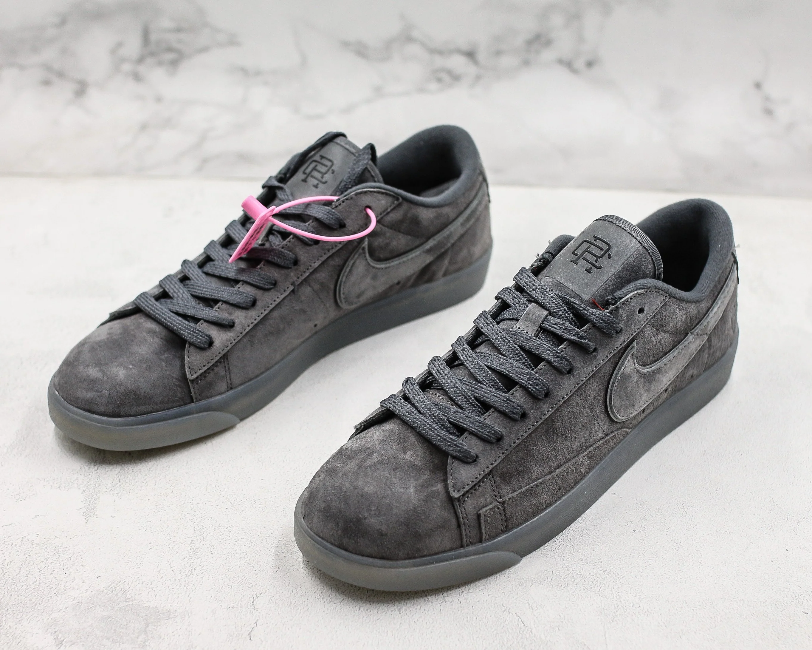 Nike Sneaker Réplica  BLAZER LOW reigning champ