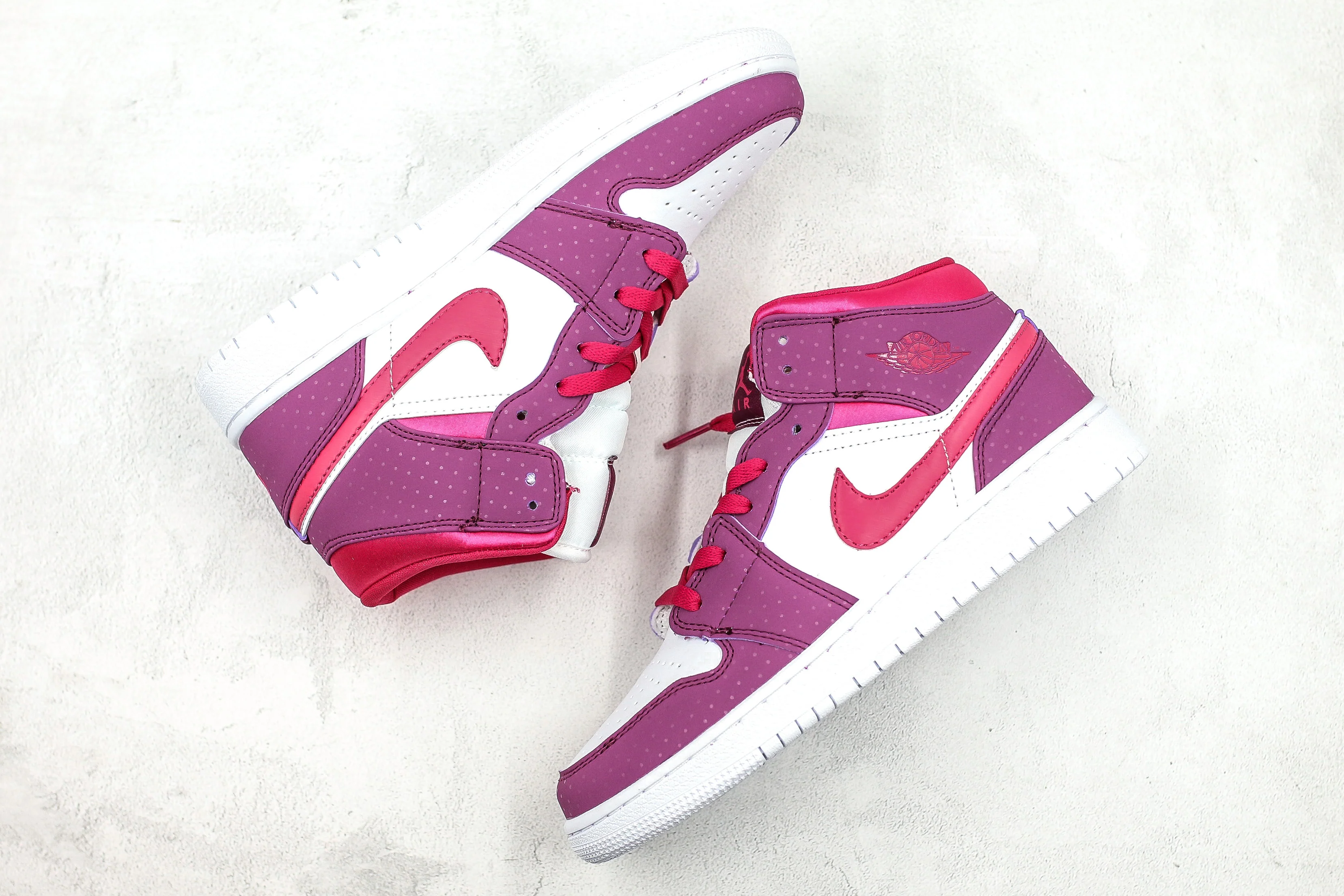 Réplica AIR JORDAN 1 mid Sneaker