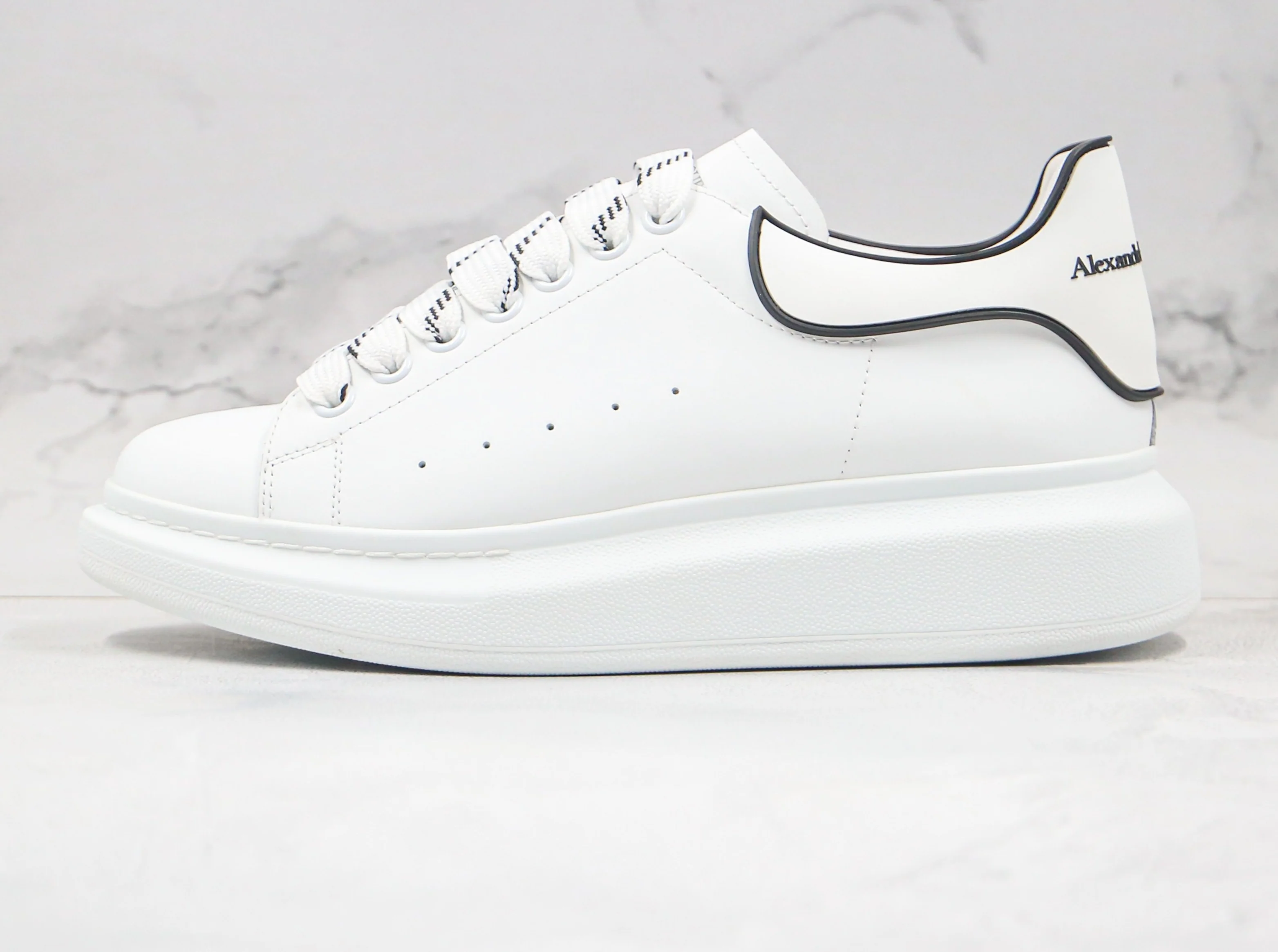 Réplica MCQUEEN OVERSIZED SNEAKER