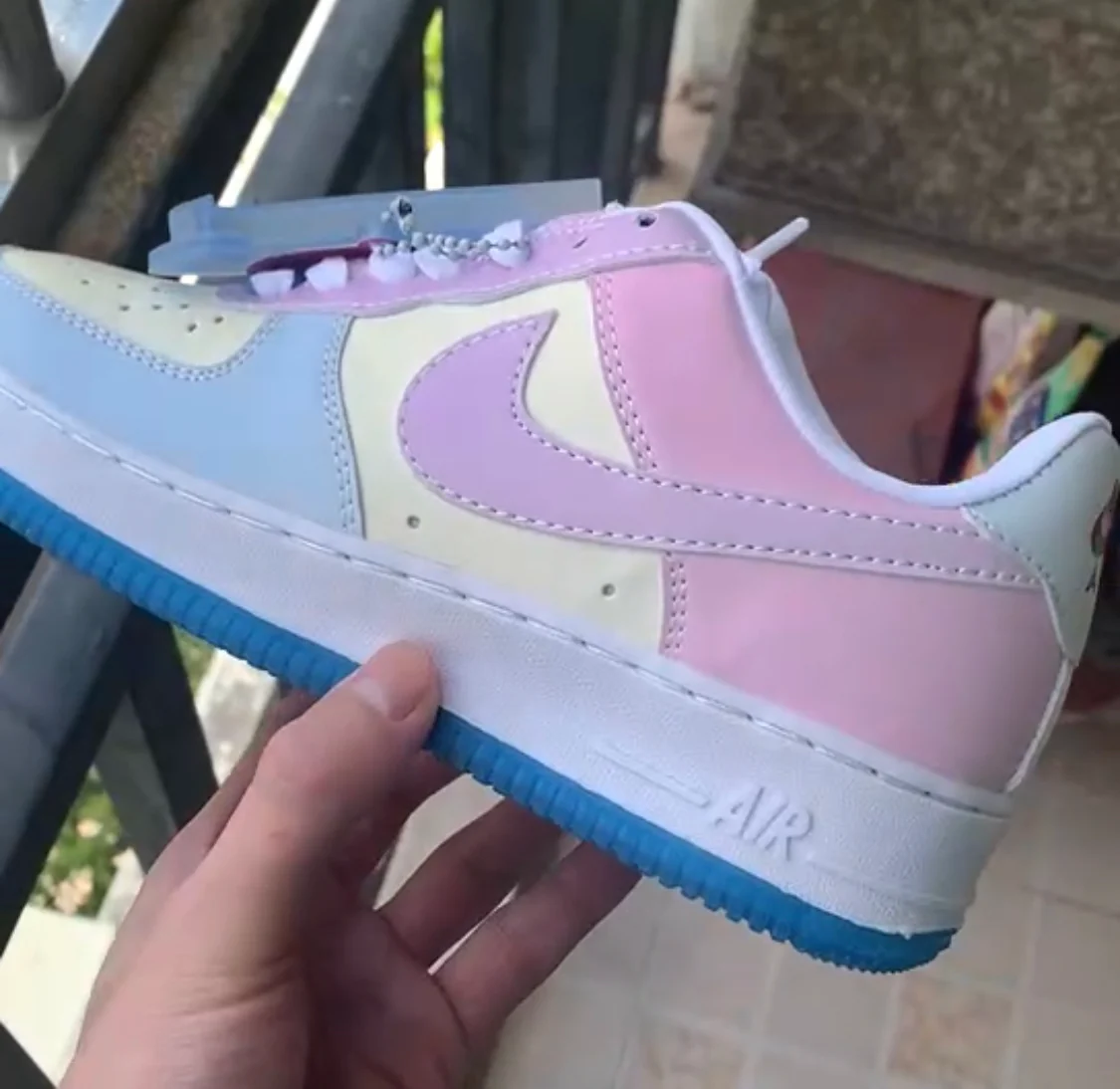 Réplica AIR FORCE 1 UV Reactive Nike Sneaker