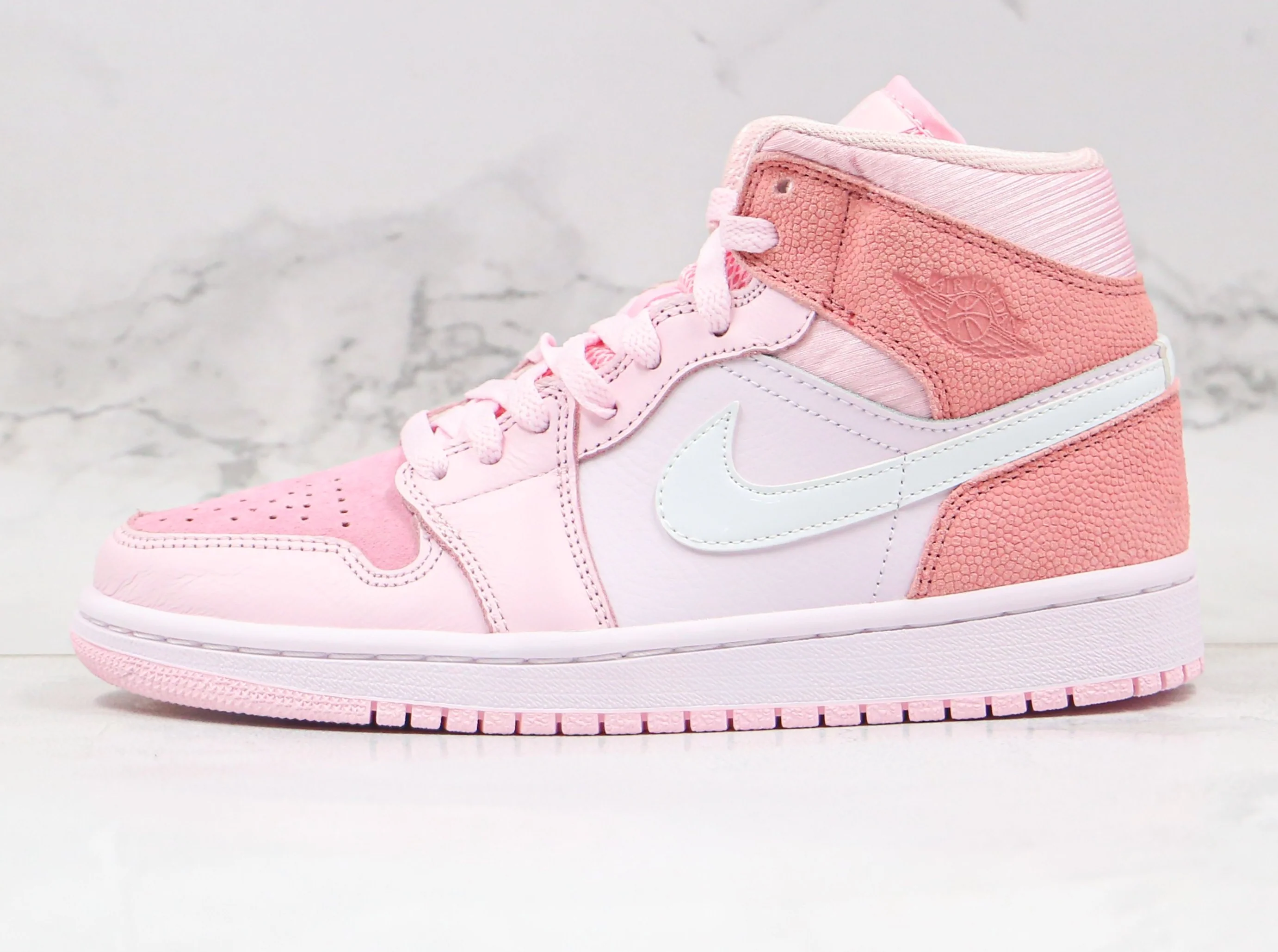 Réplica AIR JORDAN 1 Mid Sneaker
