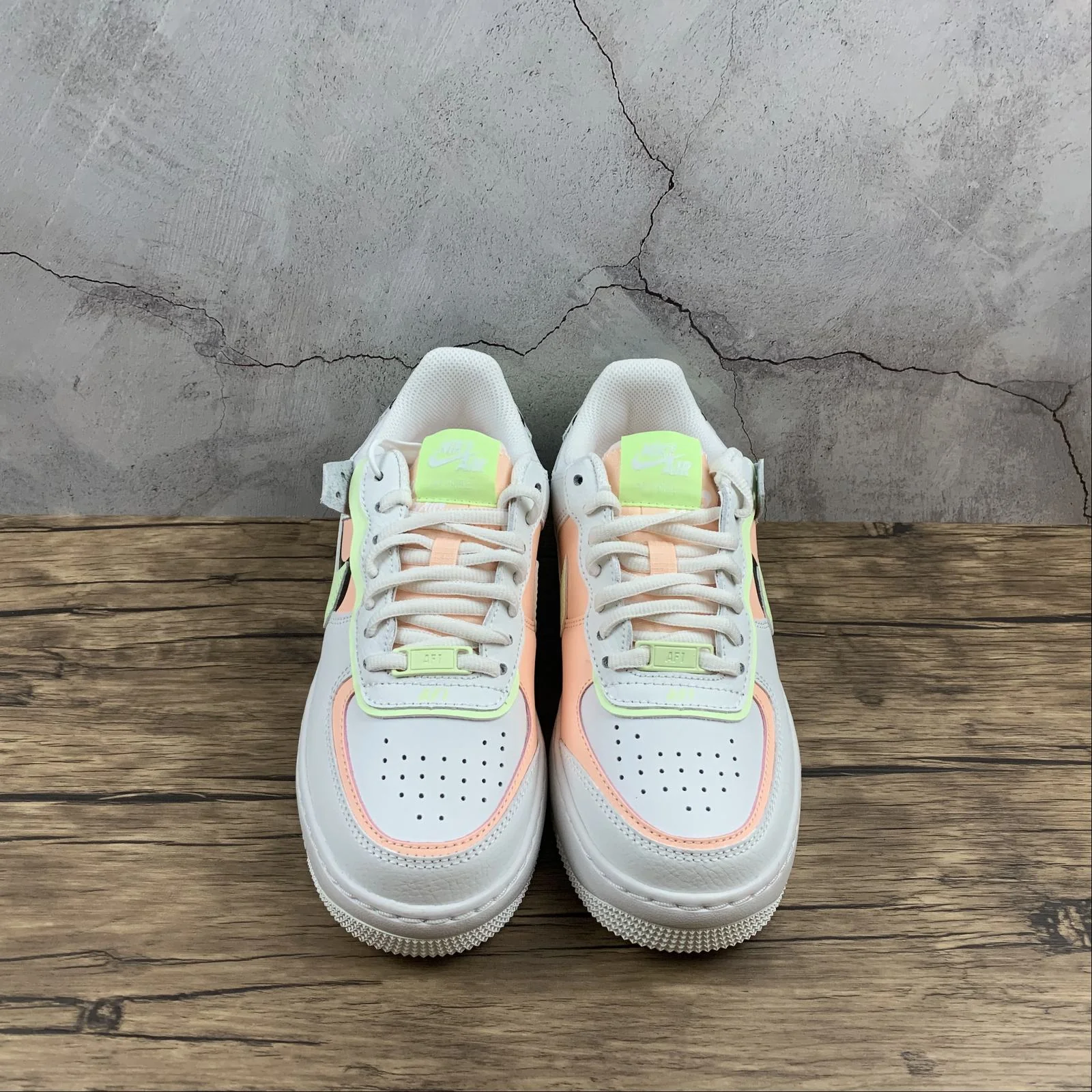 Réplica AIR FORCE 1 PASTEL ORANGE Nike Sneaker