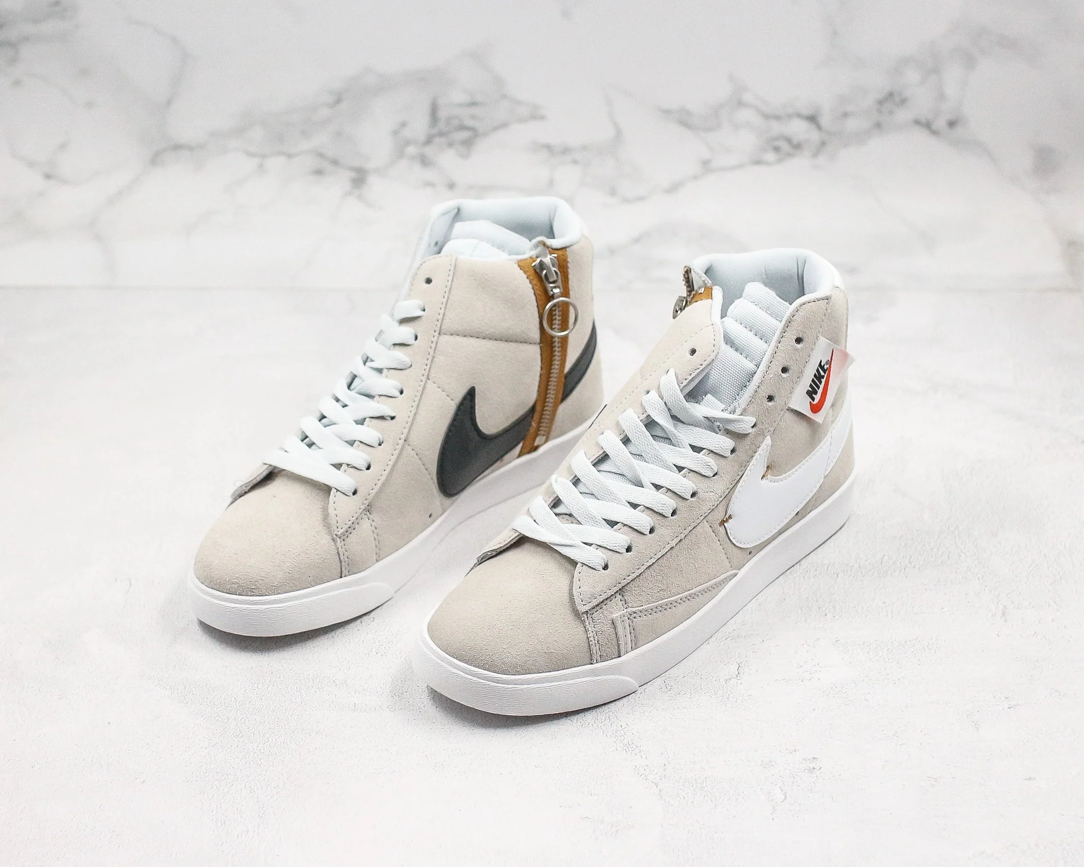 Nike Sneaker Réplica  BLAZER MID
