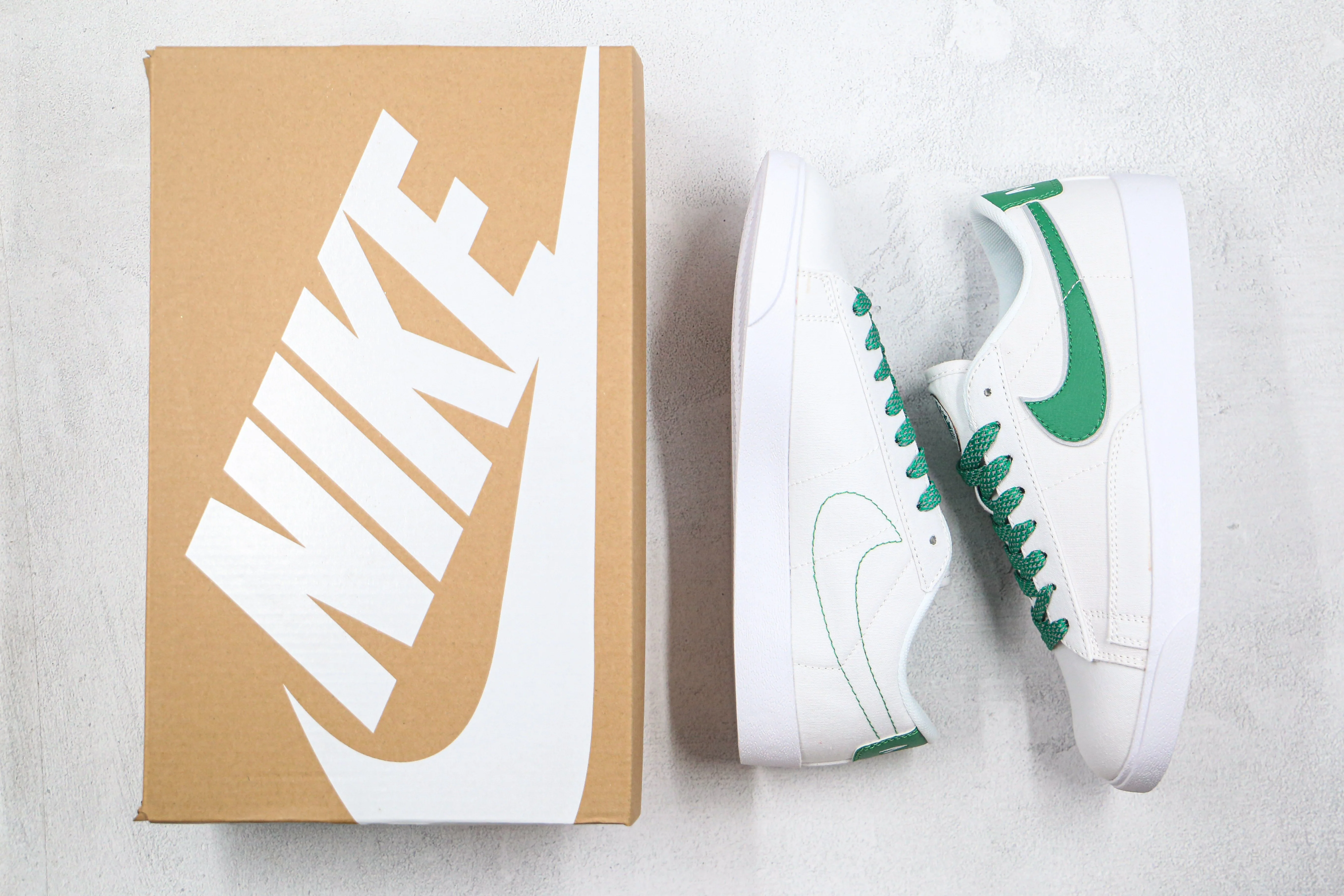 Nike Sneaker Réplica  BLAZER LOW