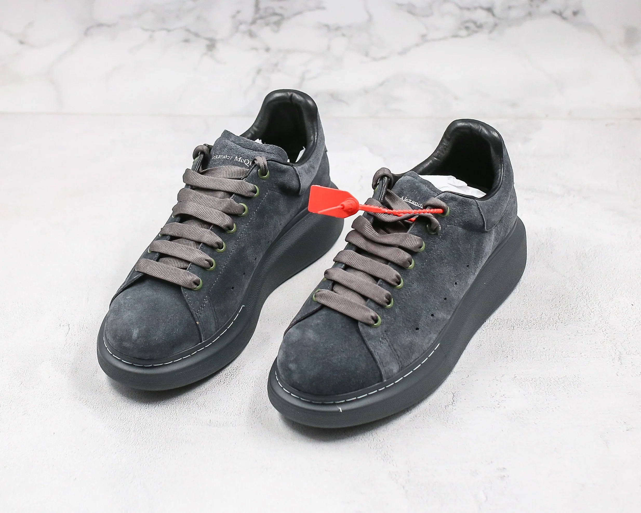 Réplica MCQUEEN OVERSIZED SNEAKER