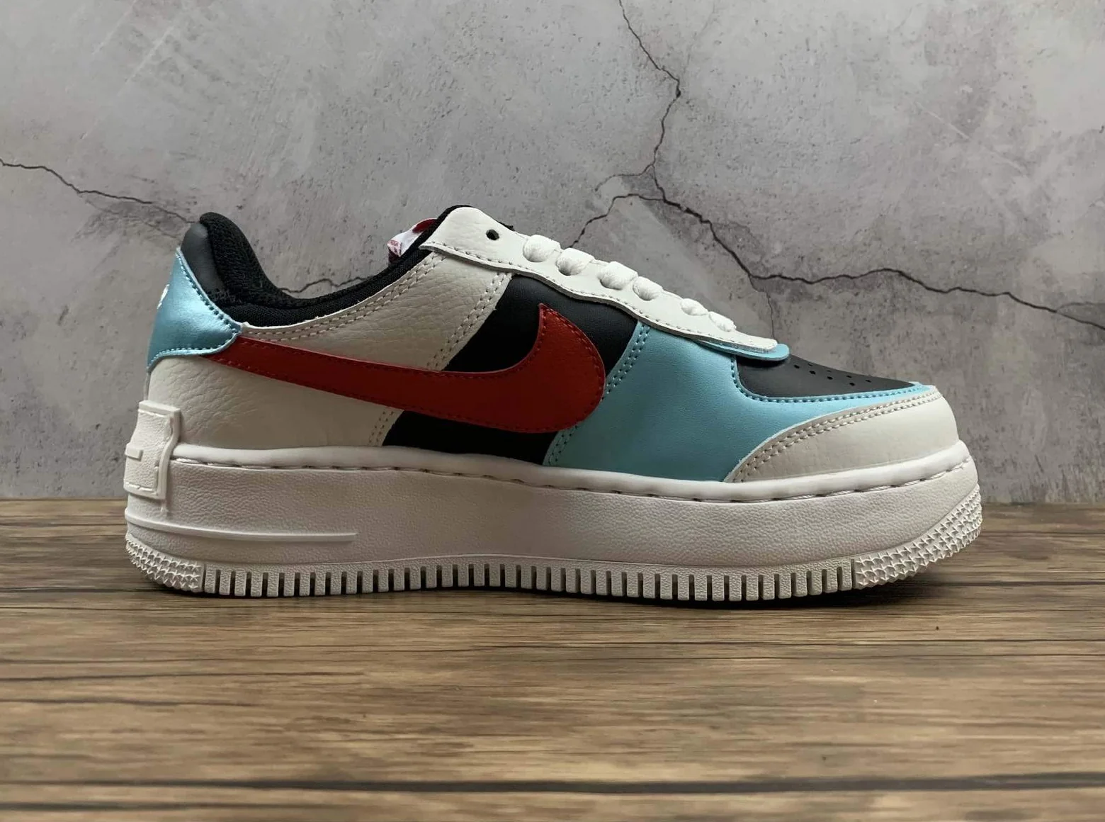 Réplica AIR FORCE 1  RED BLUE & BLACK Nike Sneaker