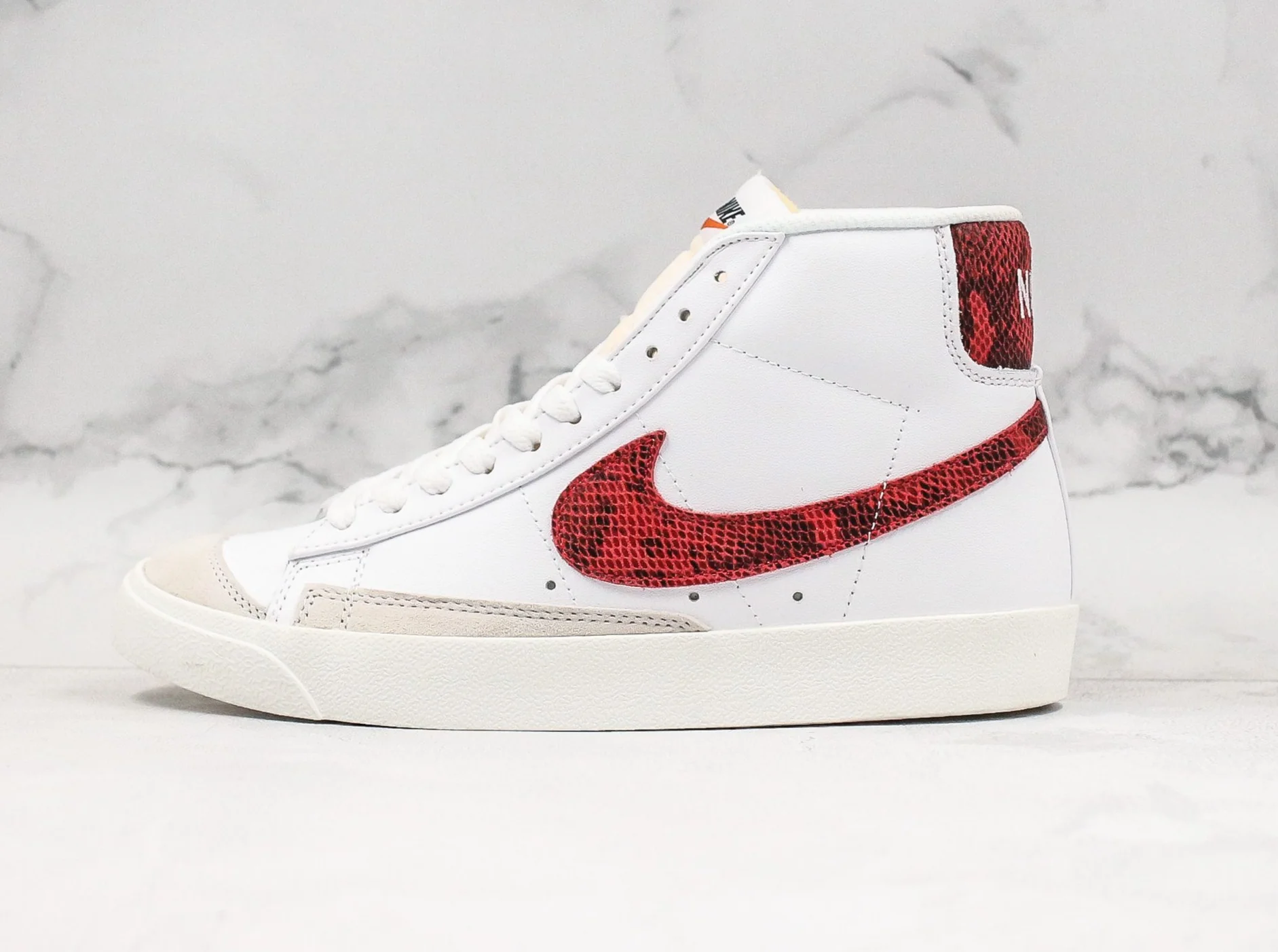 Nike Sneaker Réplica  BLAZER MID cocodrilo