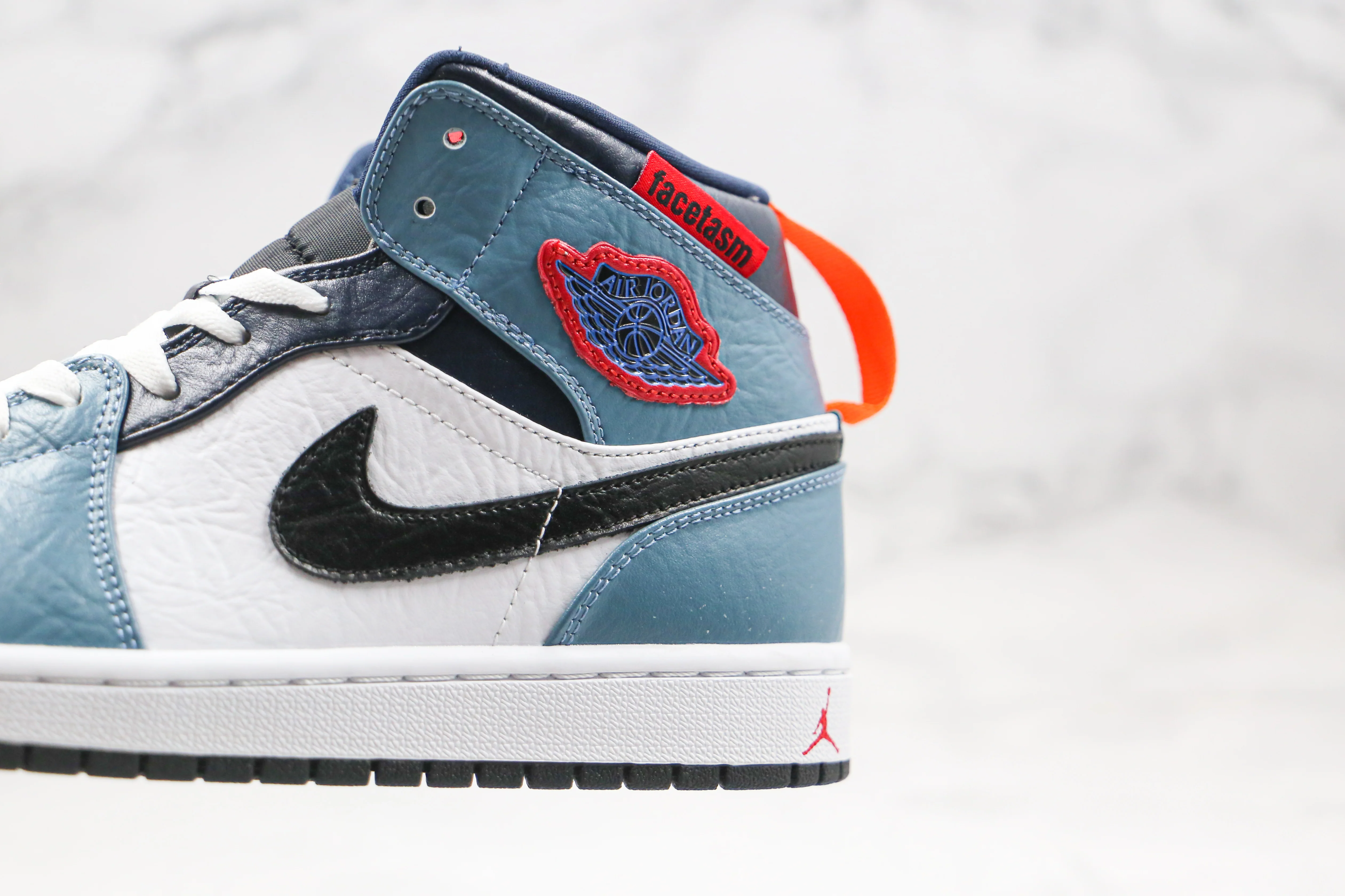 Réplica AIR JORDAN 1 Mid Sneaker