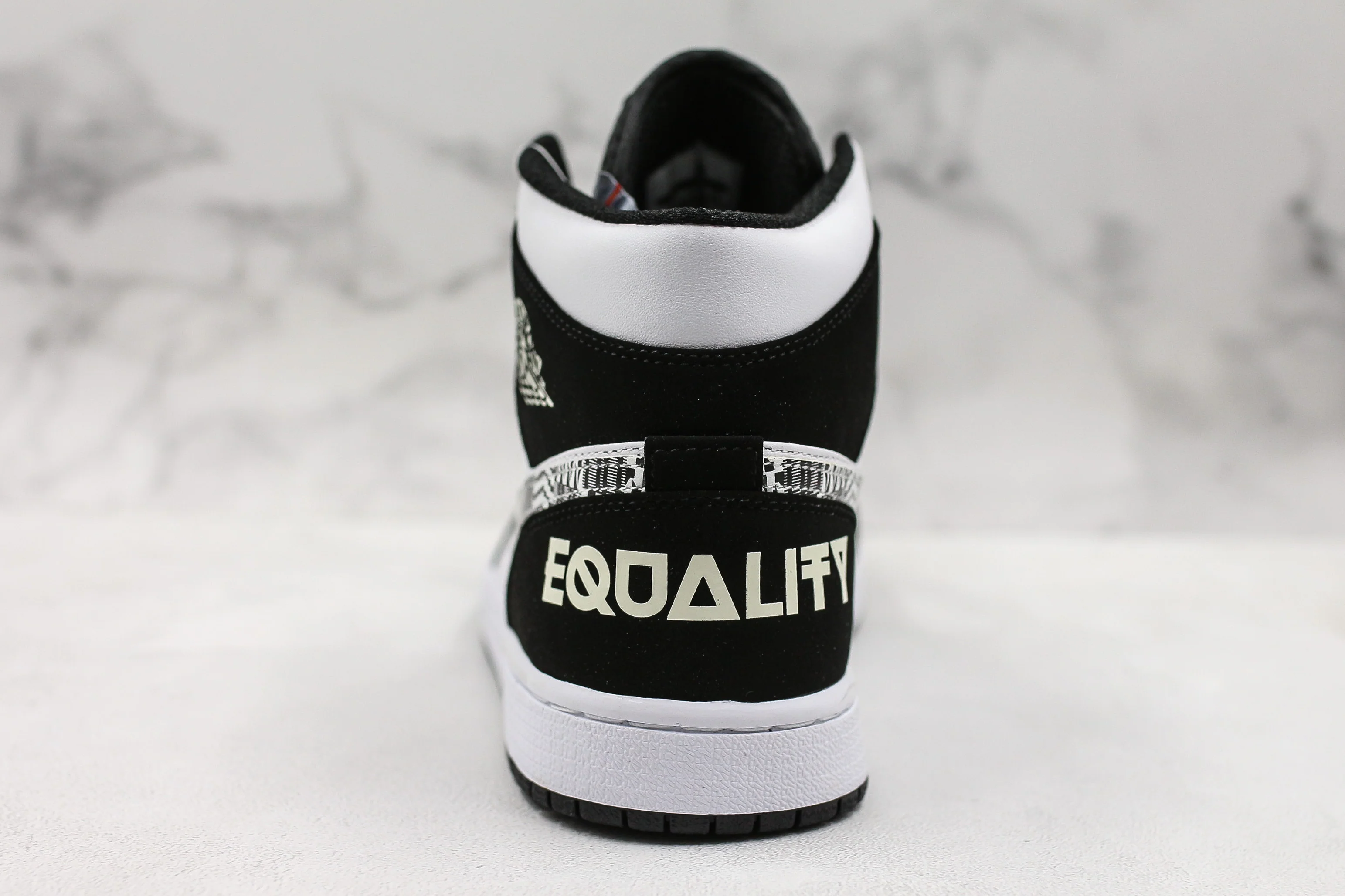 Réplica AIR JORDAN 1 Mid Sneaker