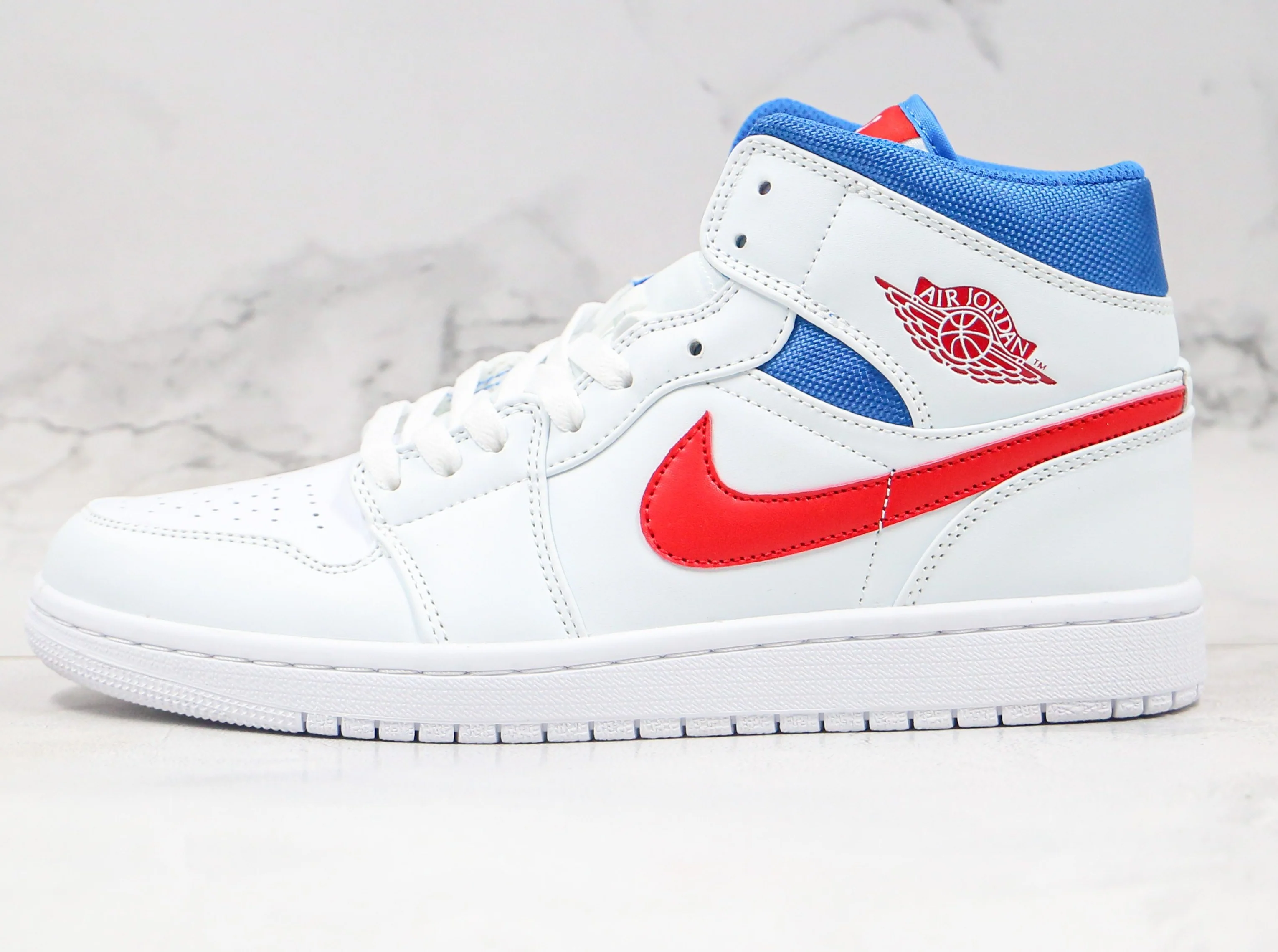 Réplica AIR JORDAN 1 Mid Sneaker