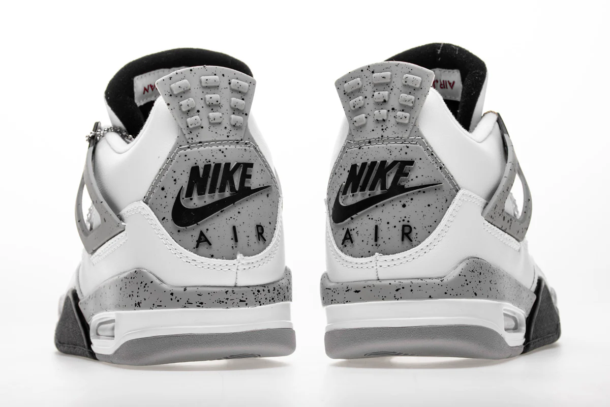 Réplica NIKE AIR JORDAN 4 retro “OG” Sneaker