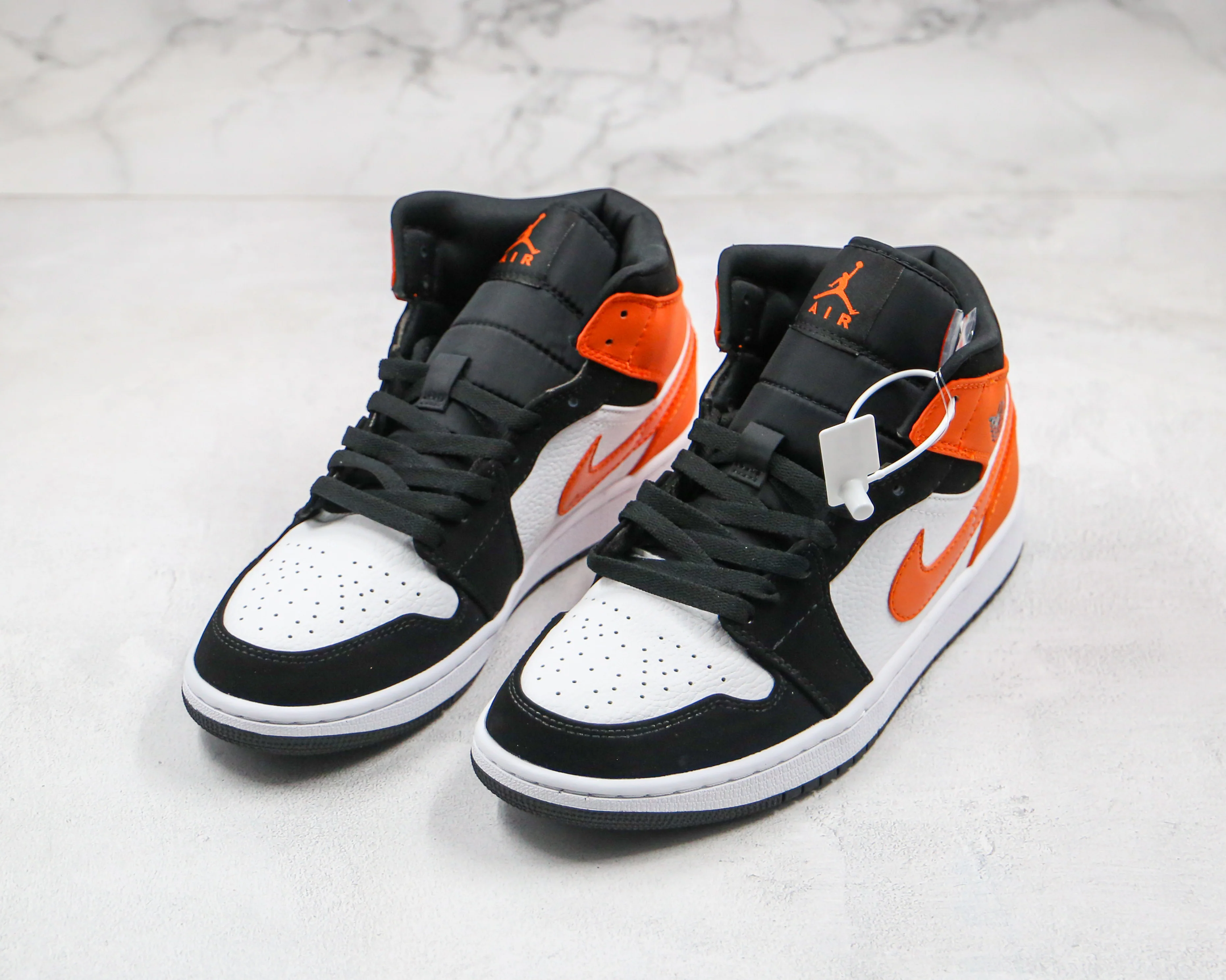 Réplica AIR JORDAN 1 Mid Sneaker