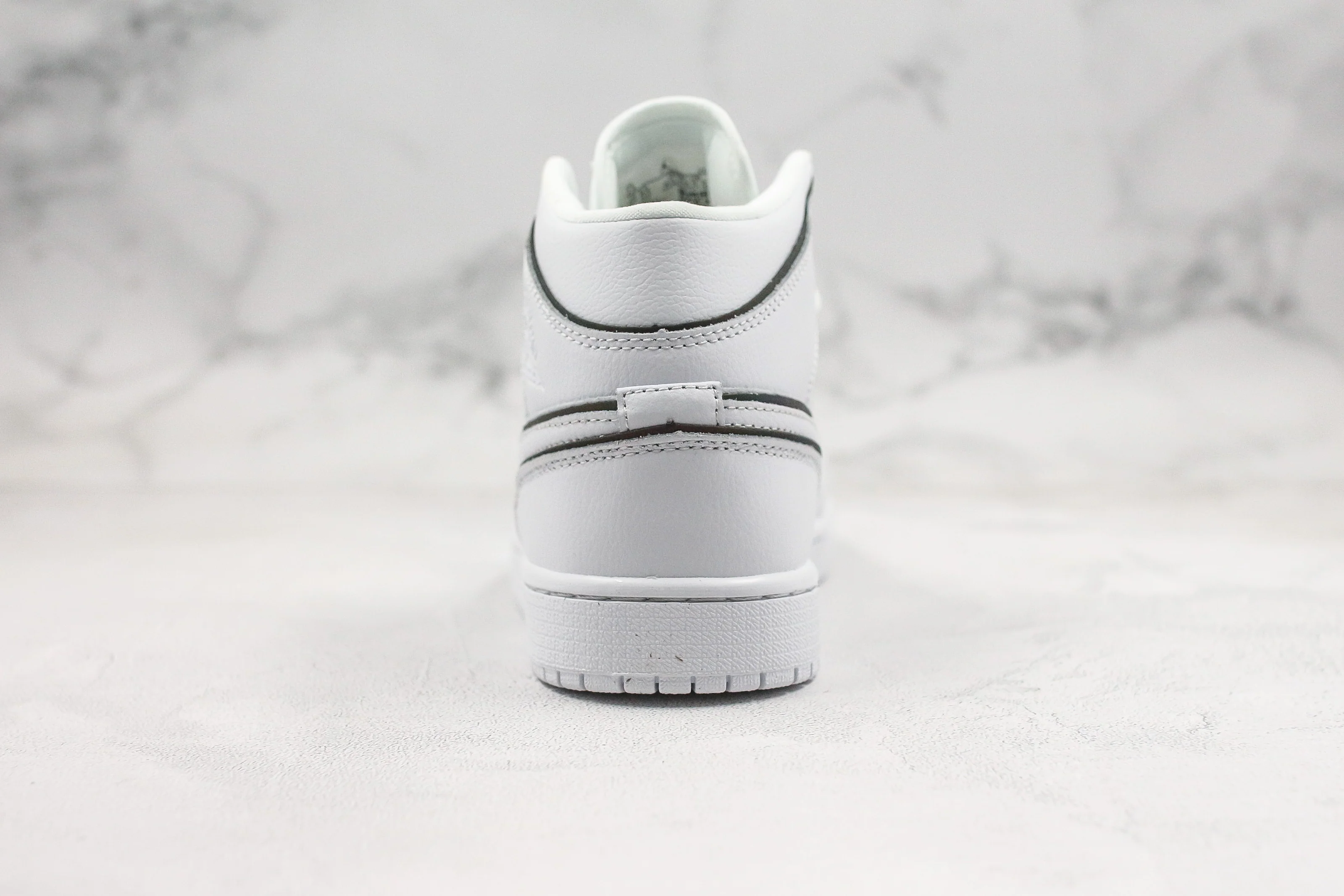 Réplica AIR JORDAN 1 mid Sneaker