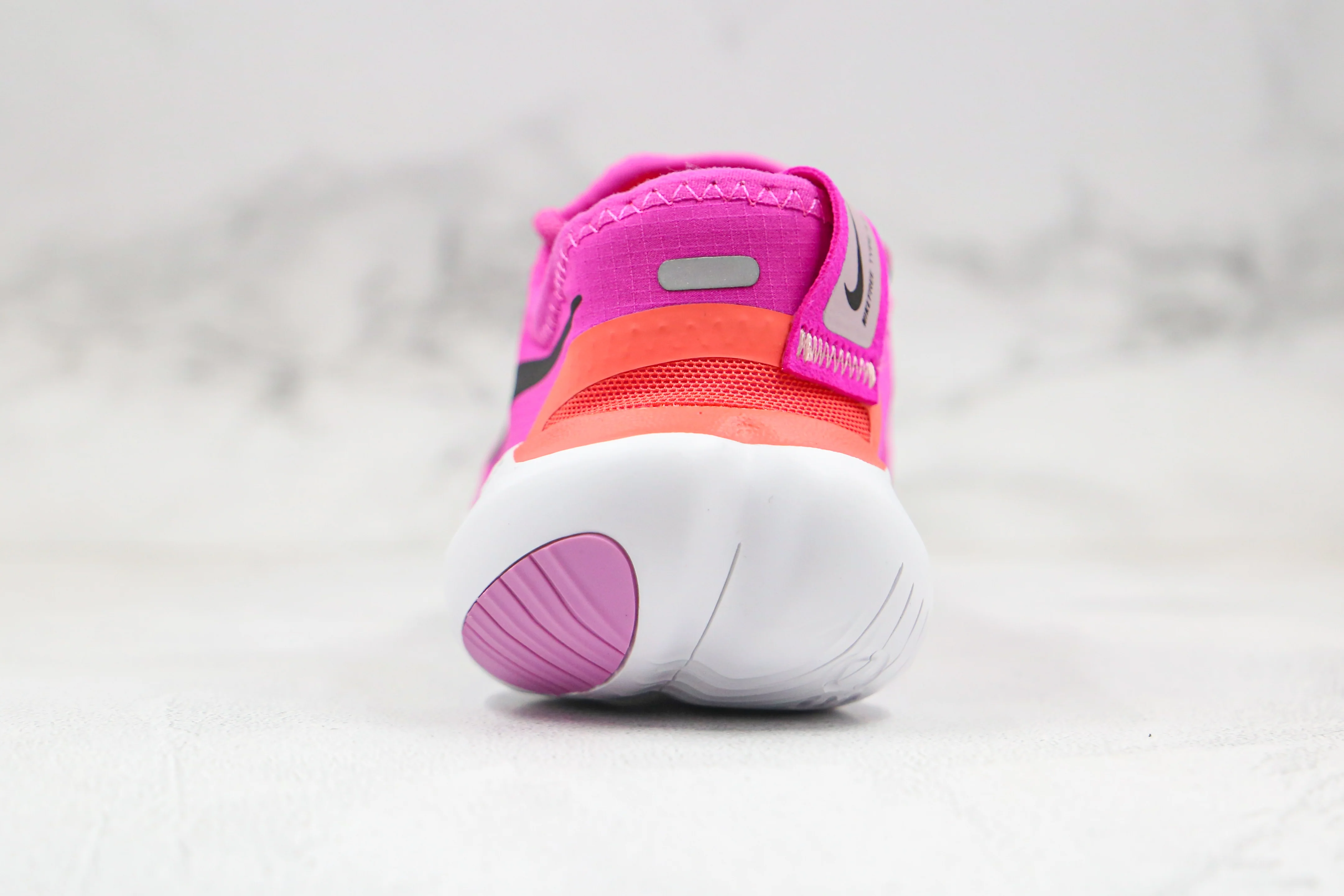 Réplica FREE RN 5.0 - FUCHIA Nike Sneaker