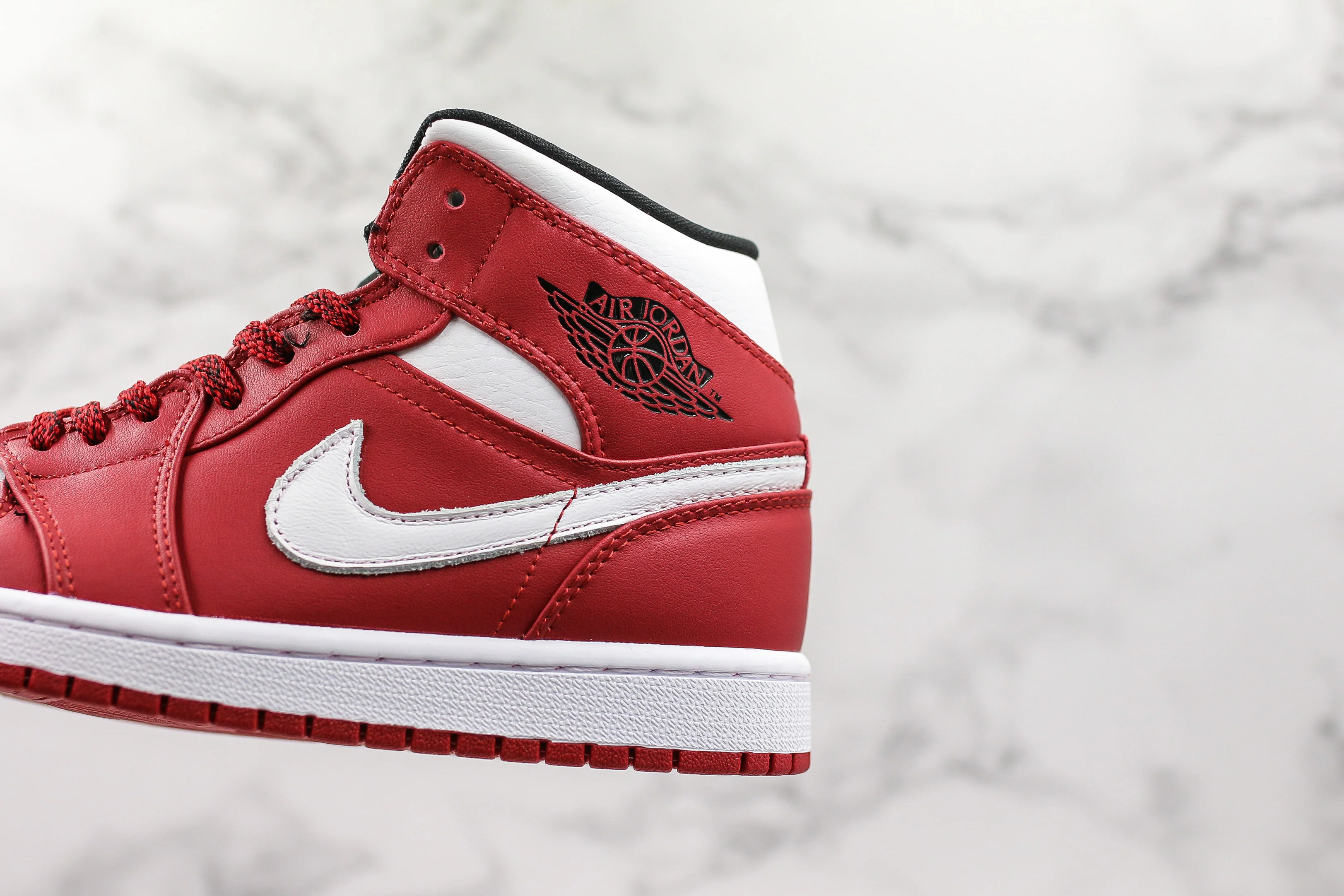 Réplica AIR JORDAN 1 mid Sneaker