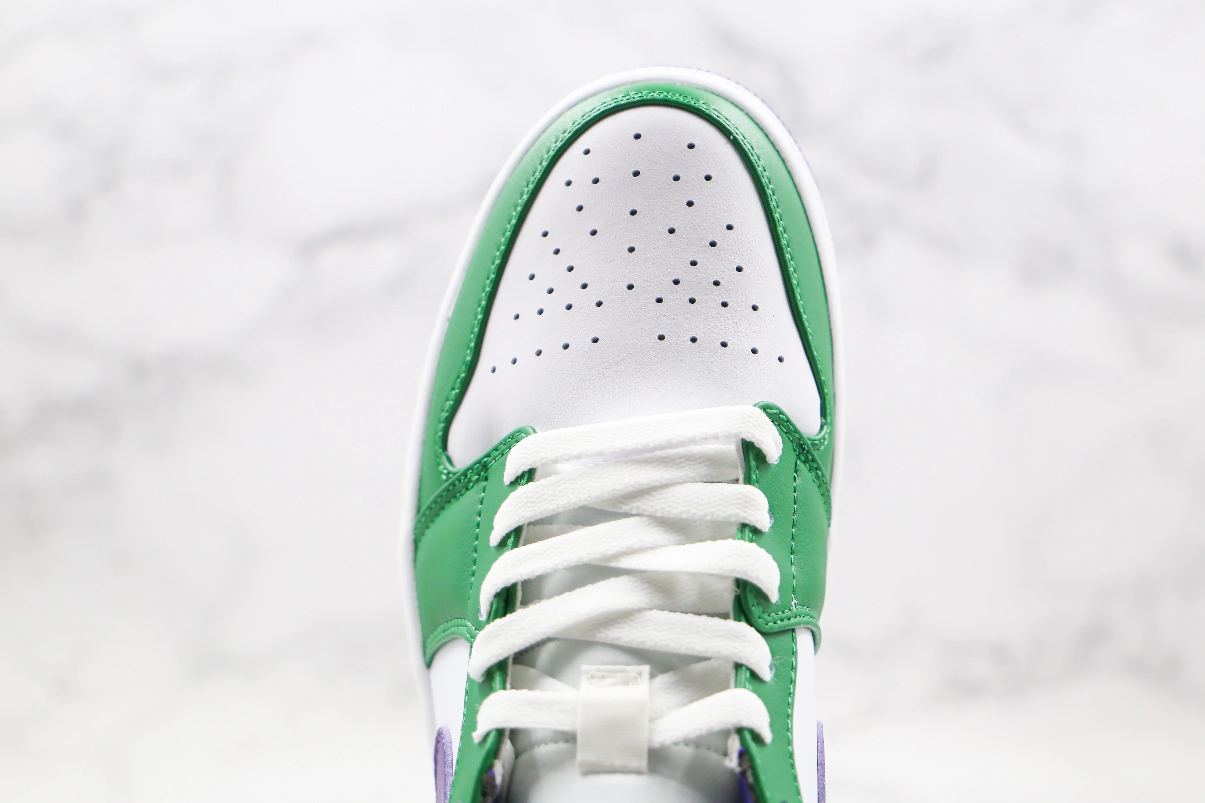 Réplica AIR JORDAN 1 Mid Sneaker