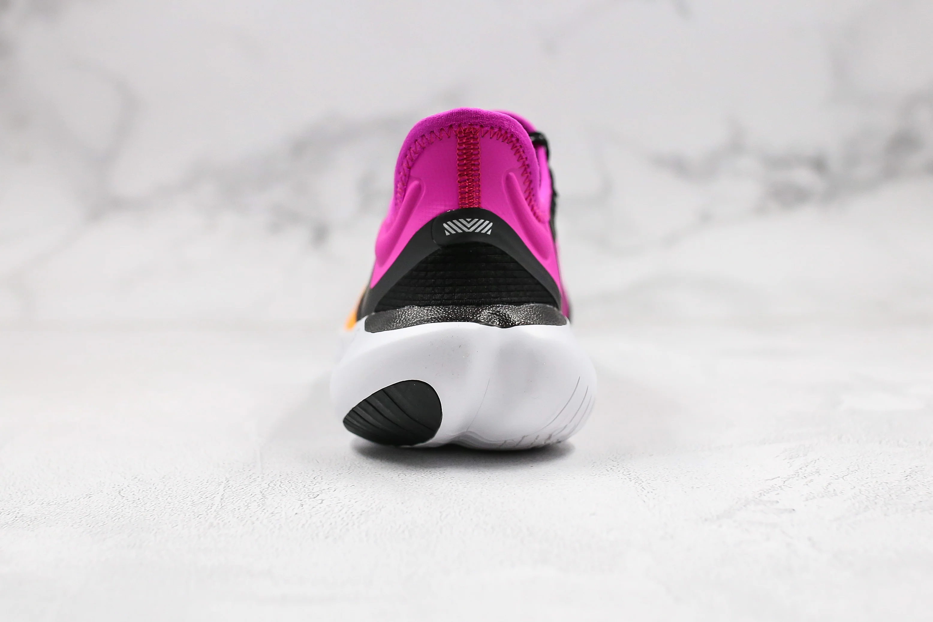Réplica FREE RN 5.0 - FUCHIA & BLACK Nike Sneaker