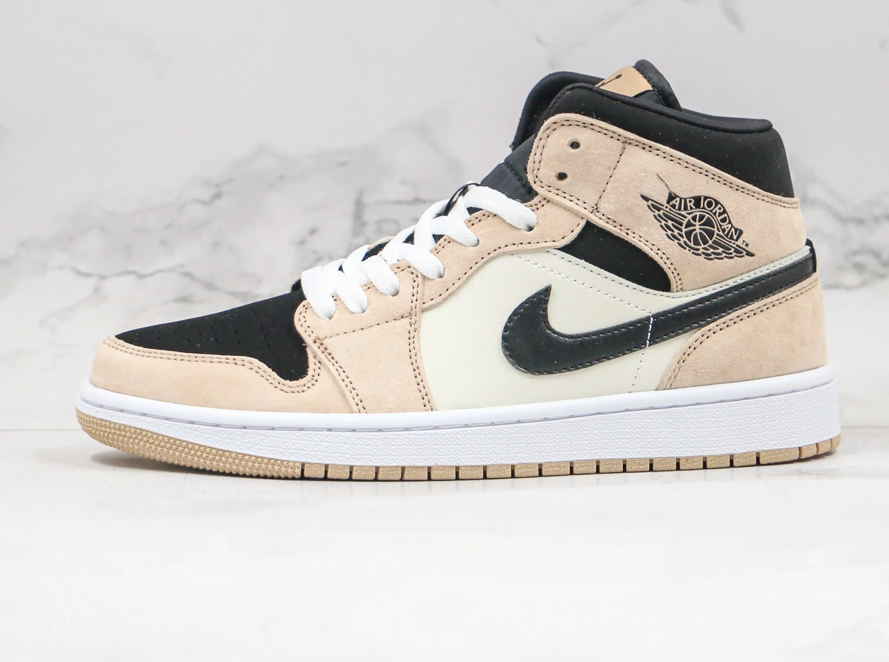 Réplica AIR JORDAN 1 Mid Sneaker