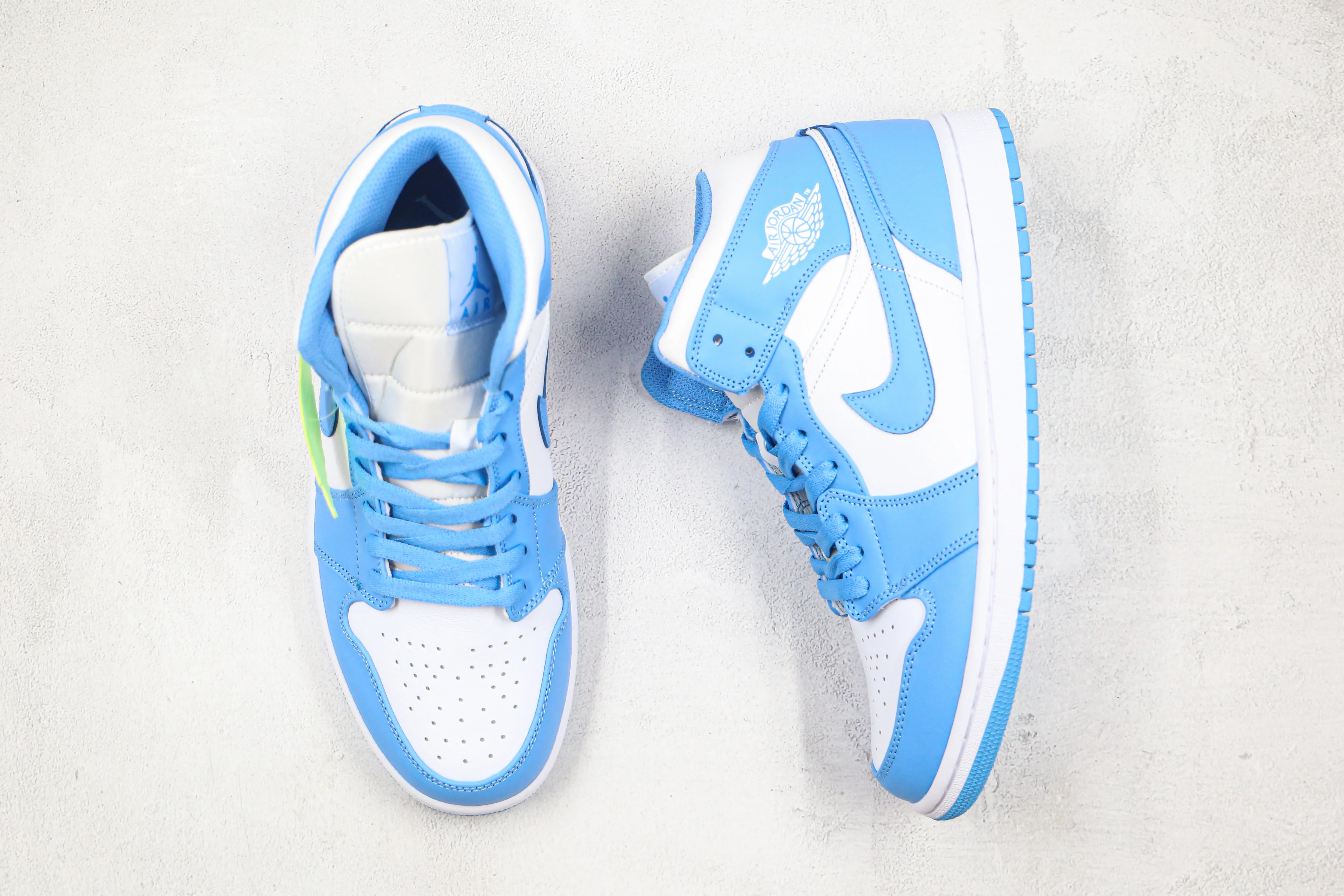 Réplica AIR JORDAN 1 Mid Sneaker