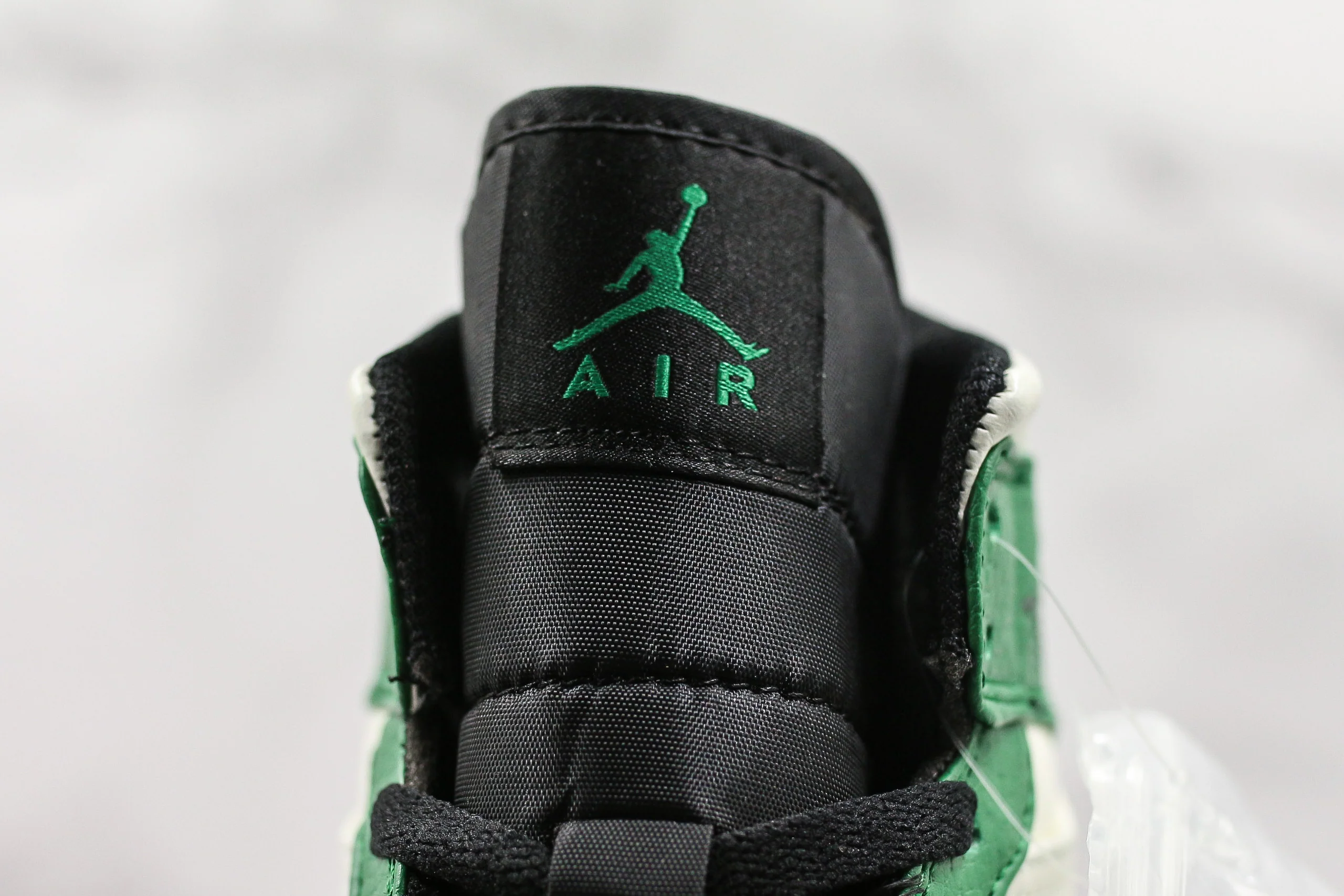 Réplica Air Jordan 1 Mid green Sneaker
